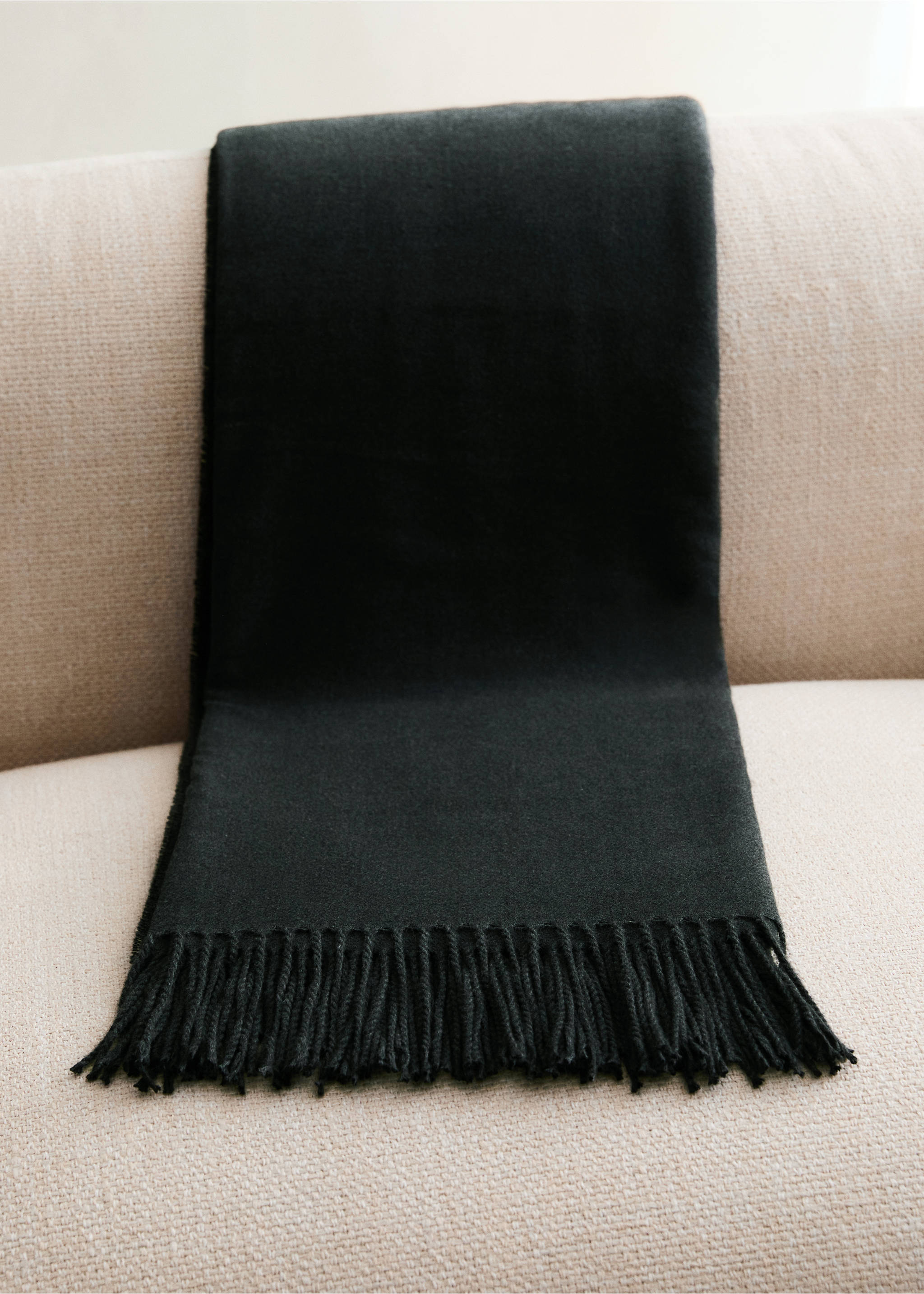 Soft blanket with fringe detail - General plane, Grey. Ref: 27043283-00.