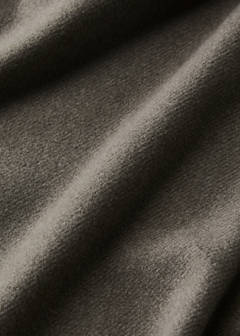 Soft blanket with fringe detail — Light/Pastel Brown 2