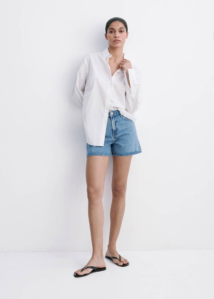 High-waisted straight-fit denim shorts — Medium Blue