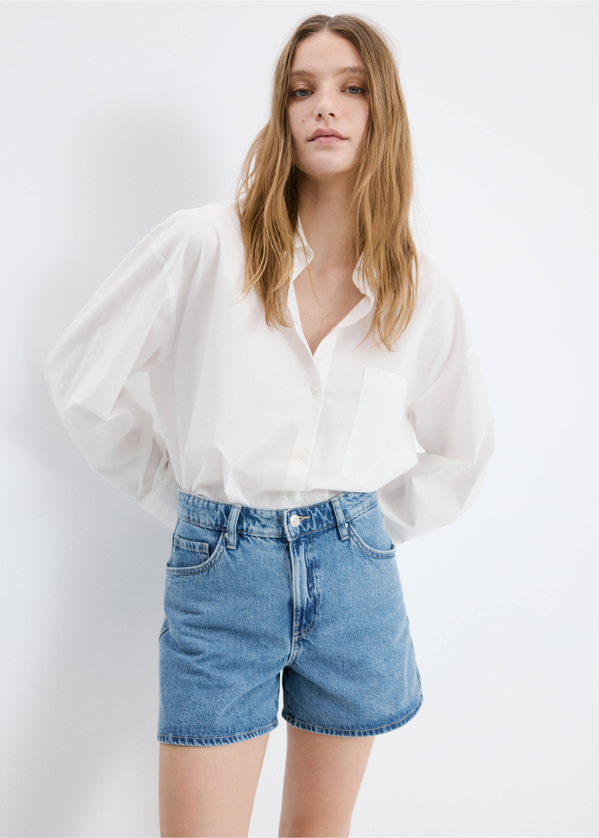 Shorts denim rectos tiro alto - Plano medio, Azul medio. Ref: 27043284-00.