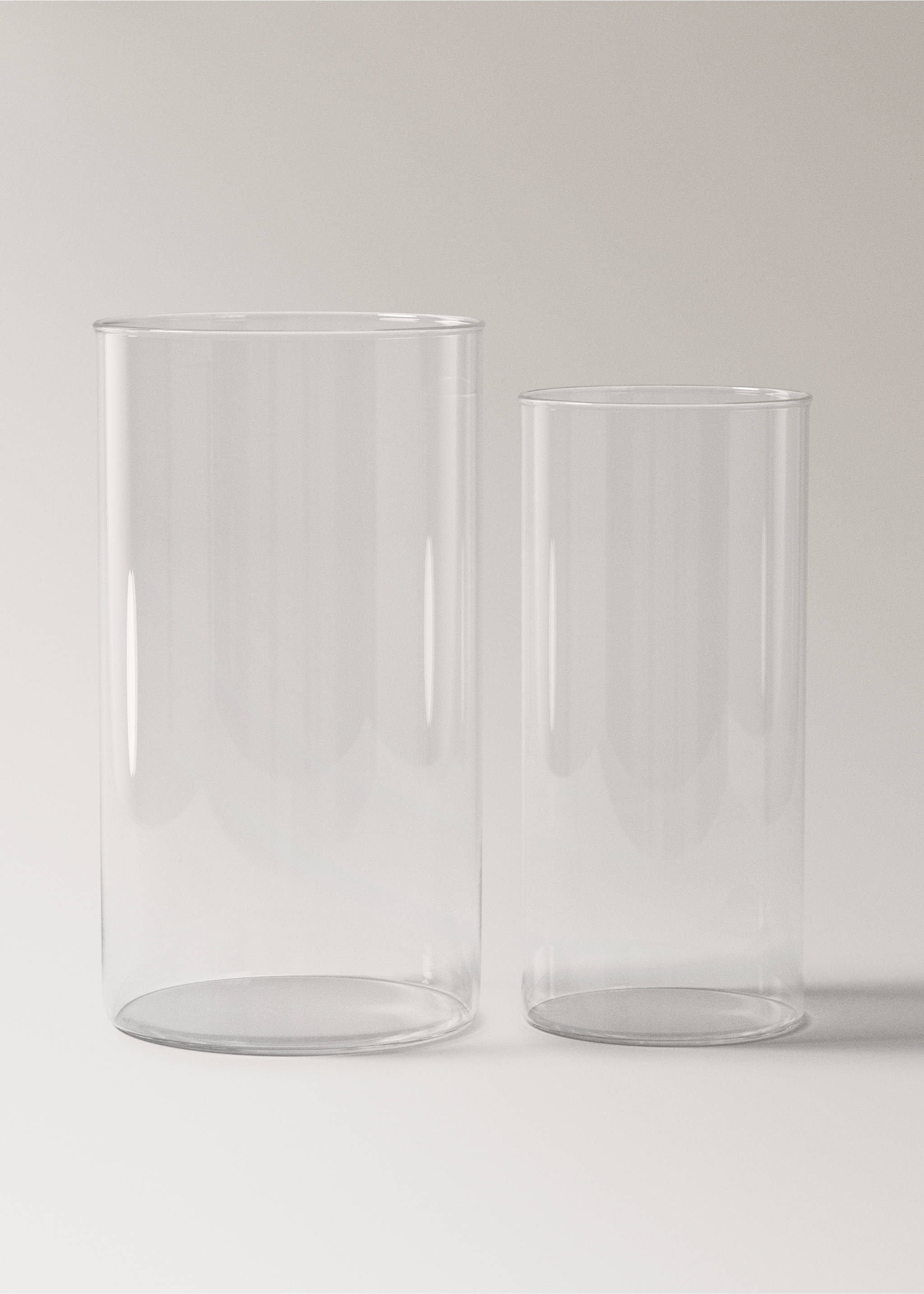 Large cylindrical borosilicate vase - Details of the article 3, Ice Grey. Ref: 27043293-00.