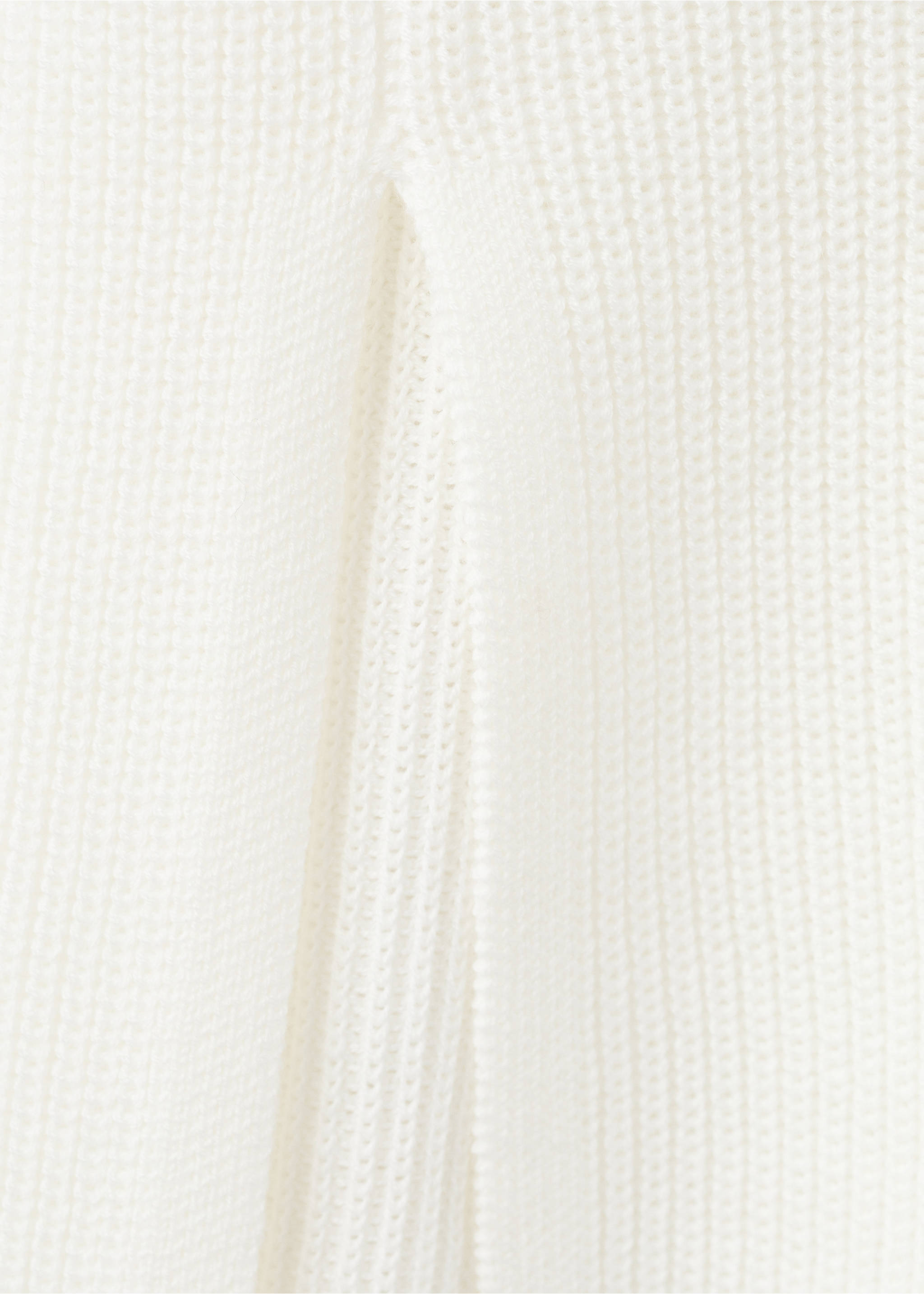 Strickpullover mit Rollkragen - Detail des Artikels 8, Cremeweiß. Ref: 27043299-00.