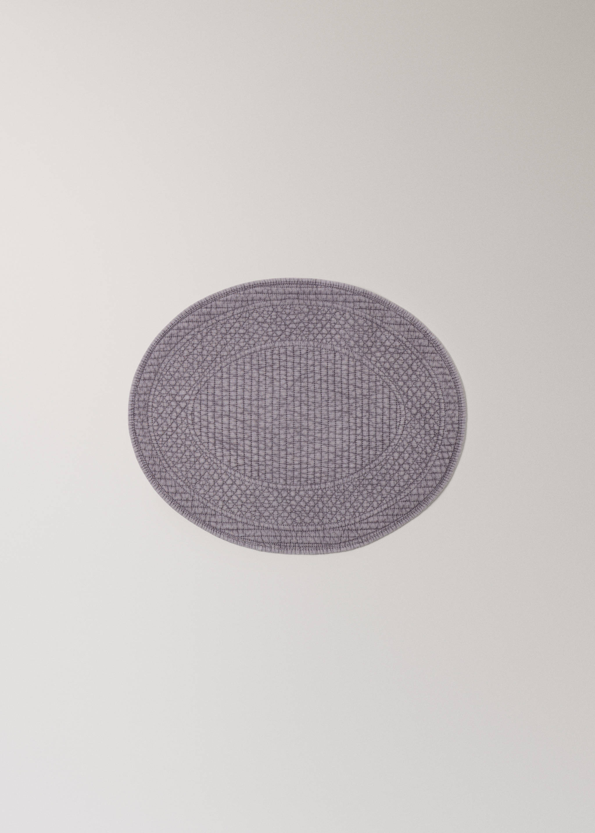 Quilted oval placemat design - Article without model