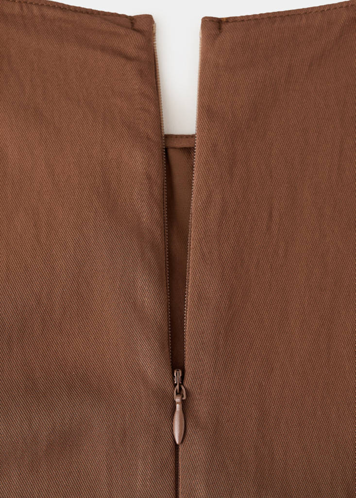 Pleated A-line dress — Brown