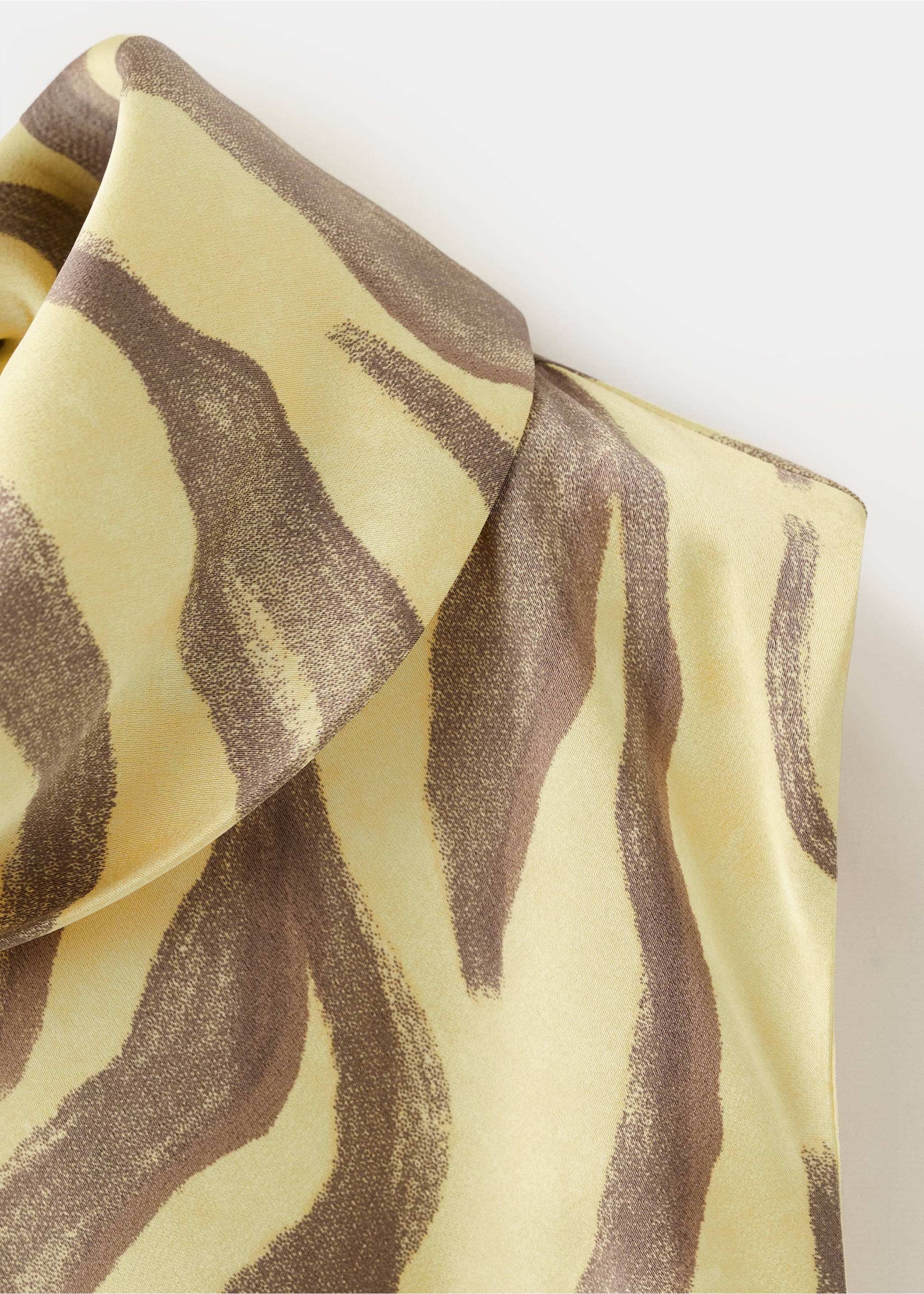 Printed dress with foulard - Details of the article 8, Yellow. Ref: 27043305-00.