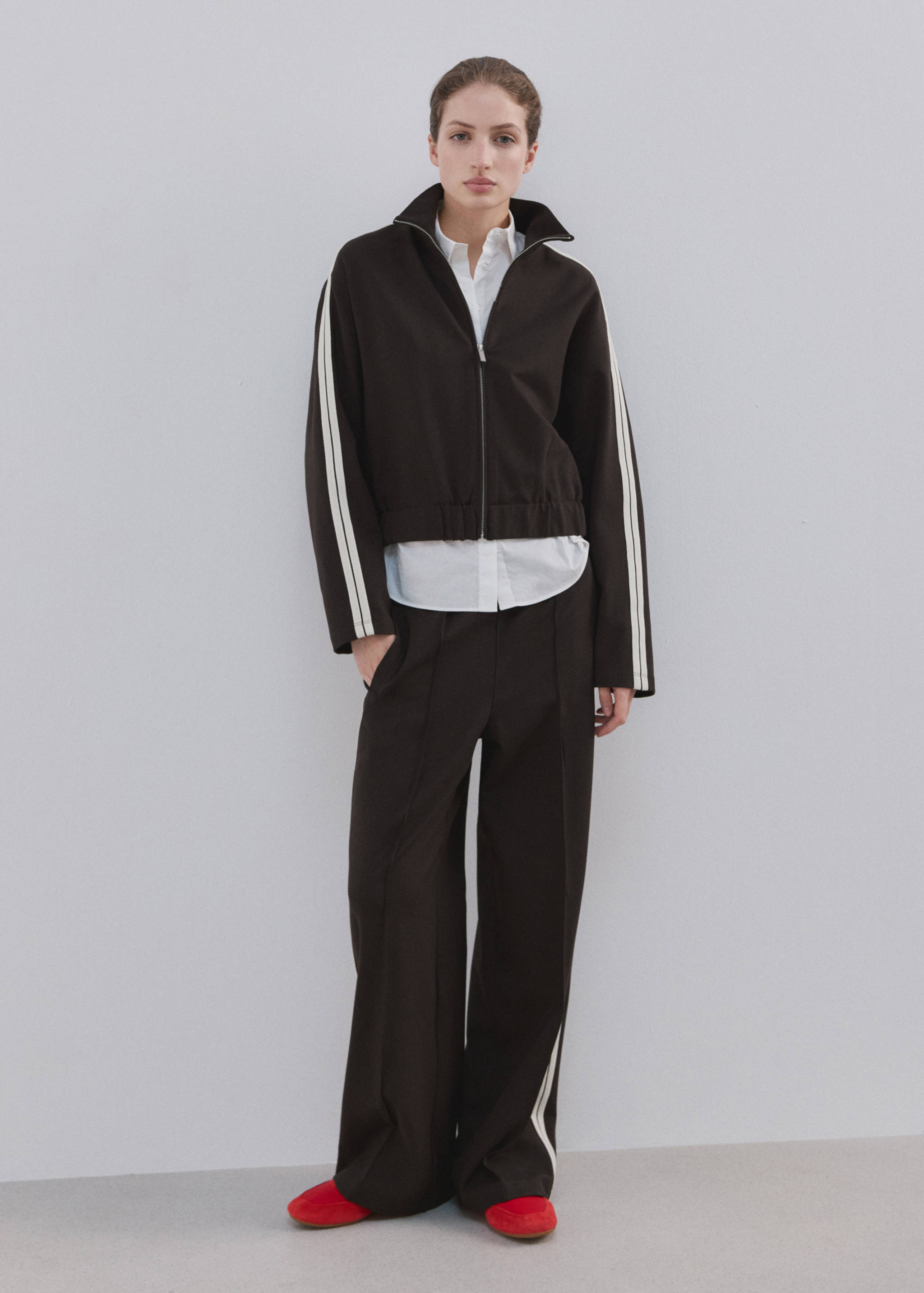 Contrast striped sweatshirt - General plane