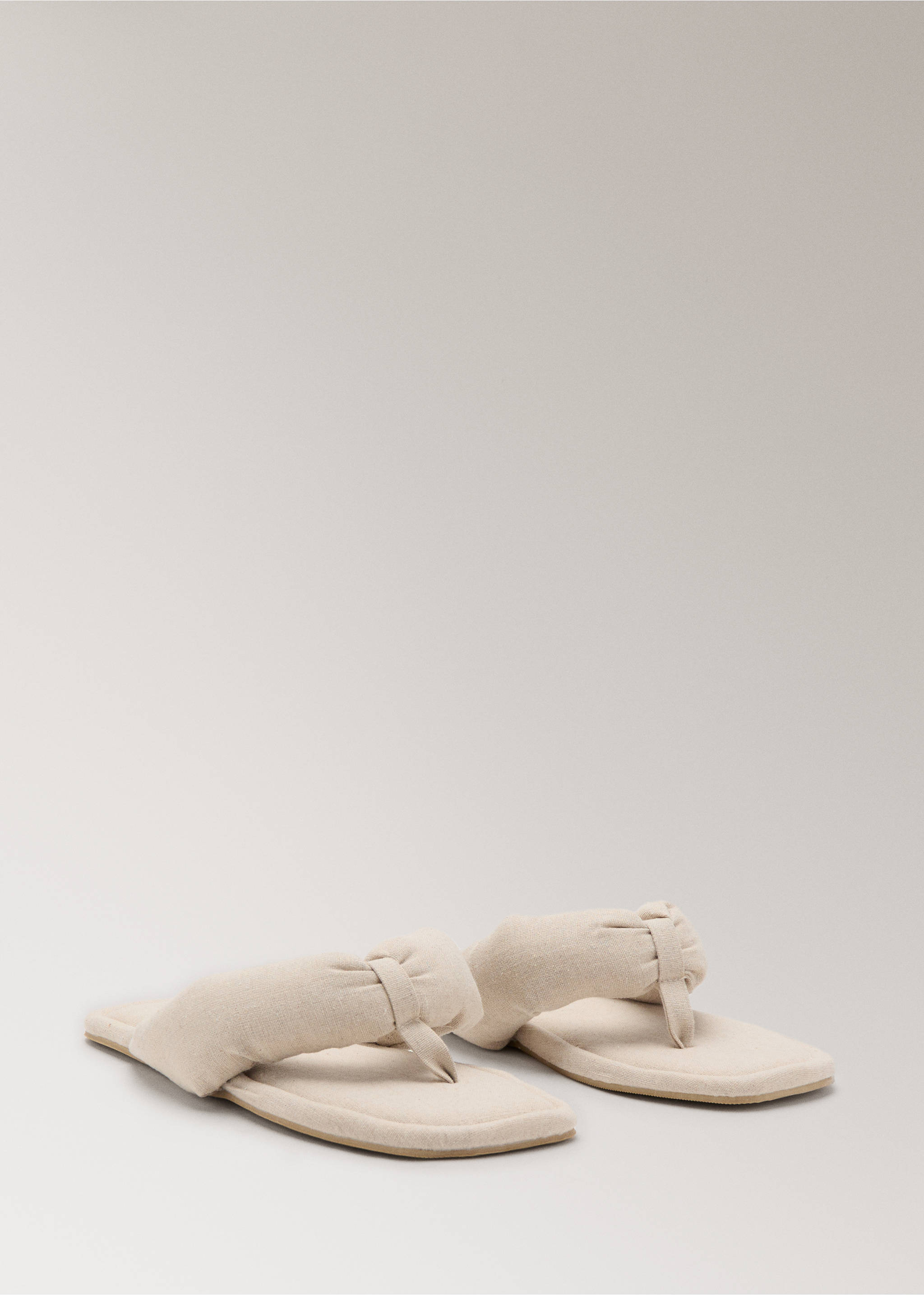 Padded mule slippers - Medium plane, Beige. Ref: 27043317-00.