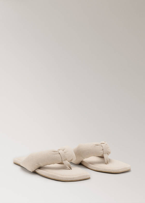 Padded mule slippers — Beige
