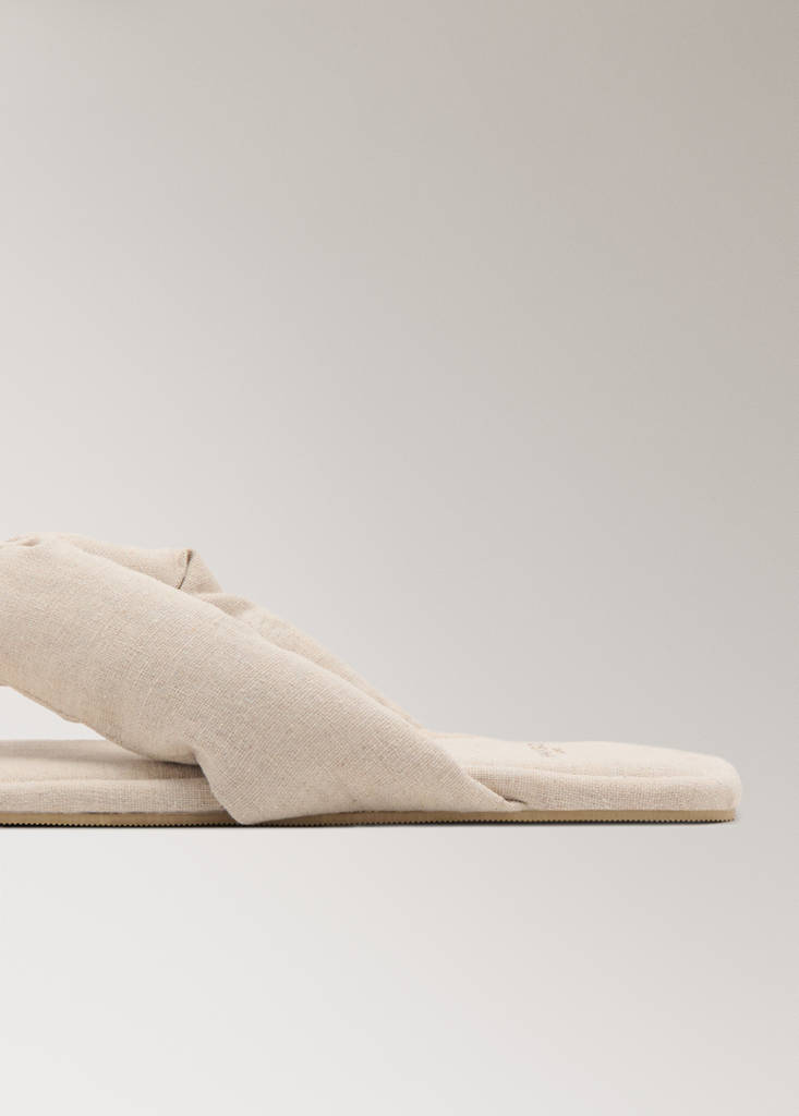 Padded mule slippers — Beige