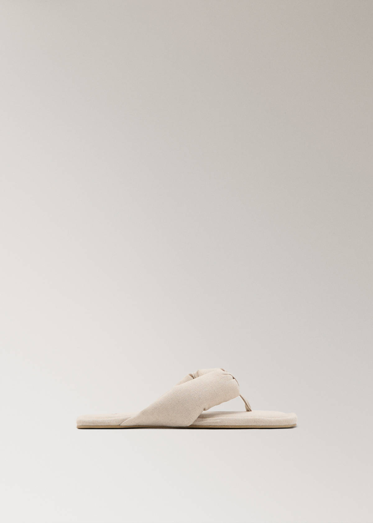 Padded mule slippers — Beige