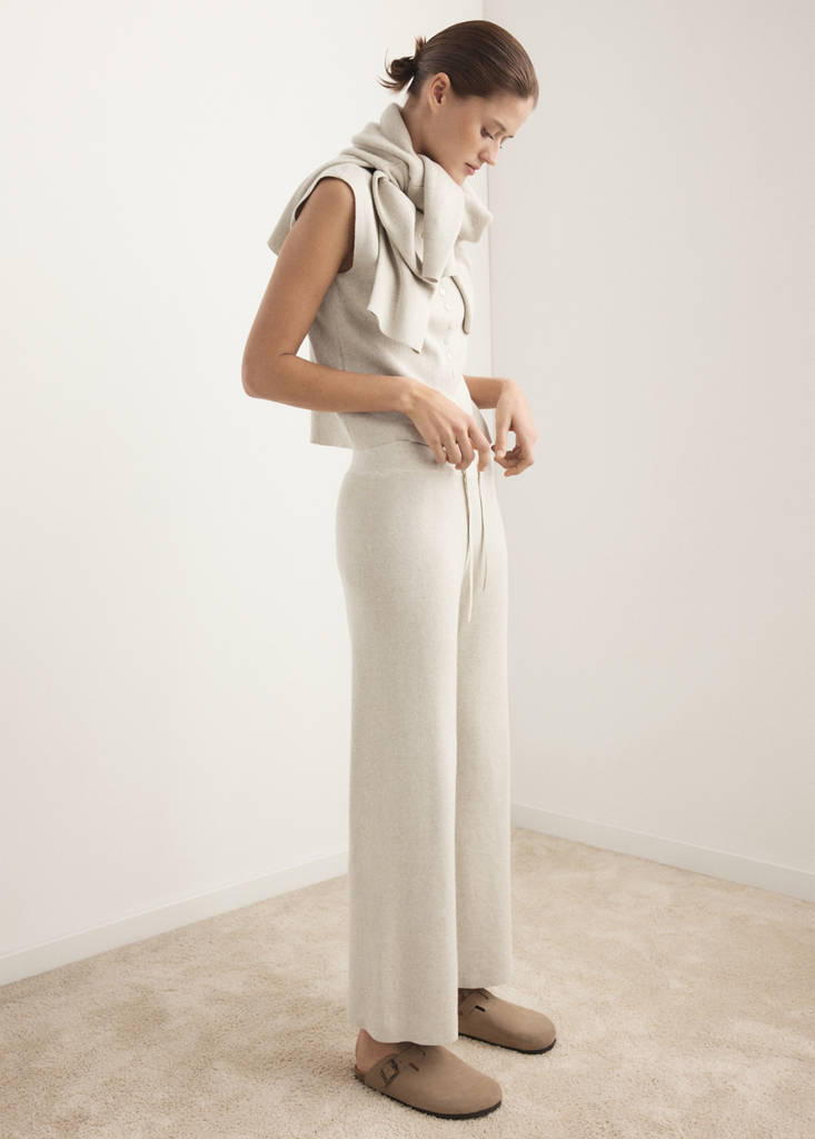 Fluid cotton-linen woven trousers — Beige