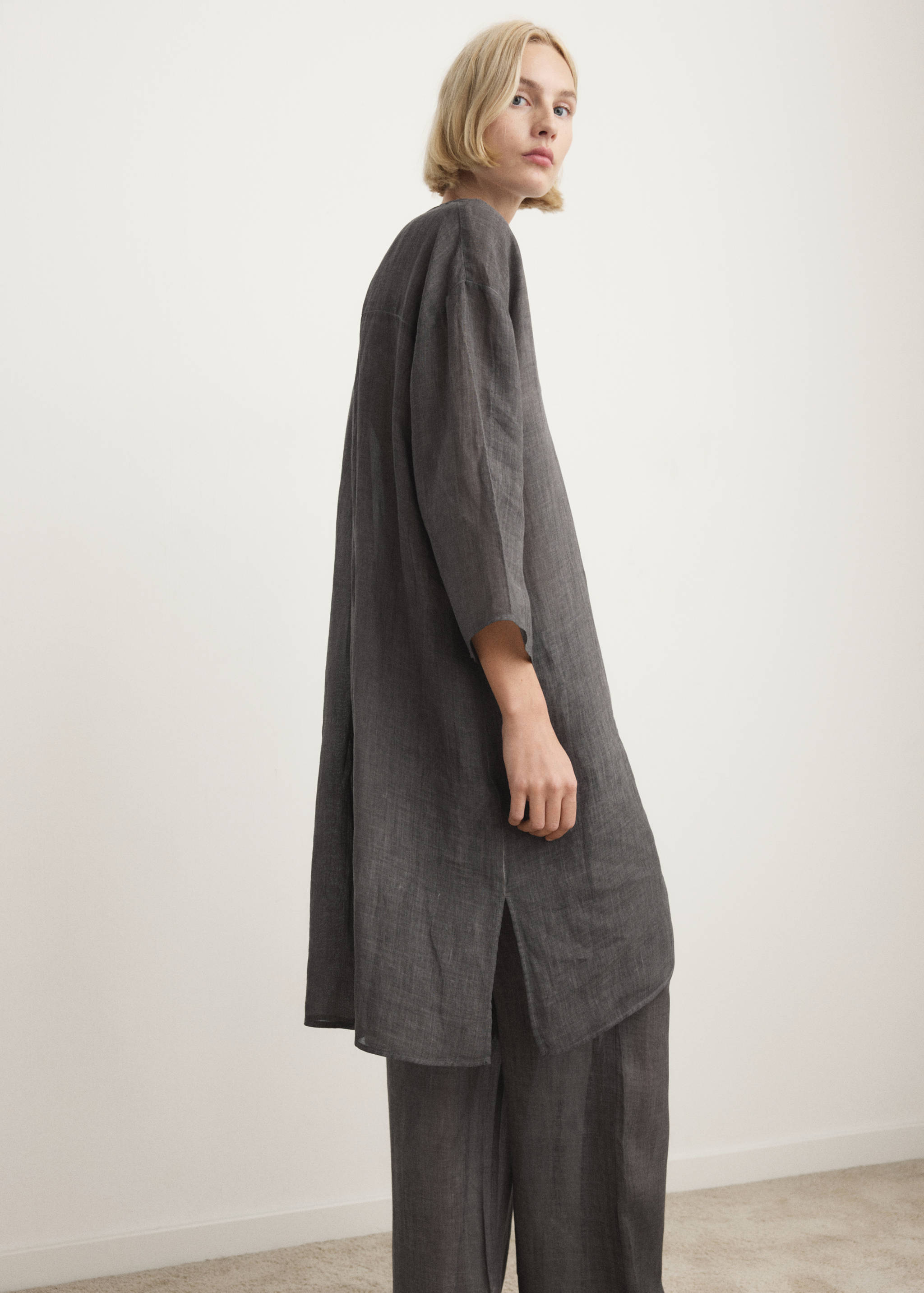 100% ramie trousers with an overdyed effect - Medium plane