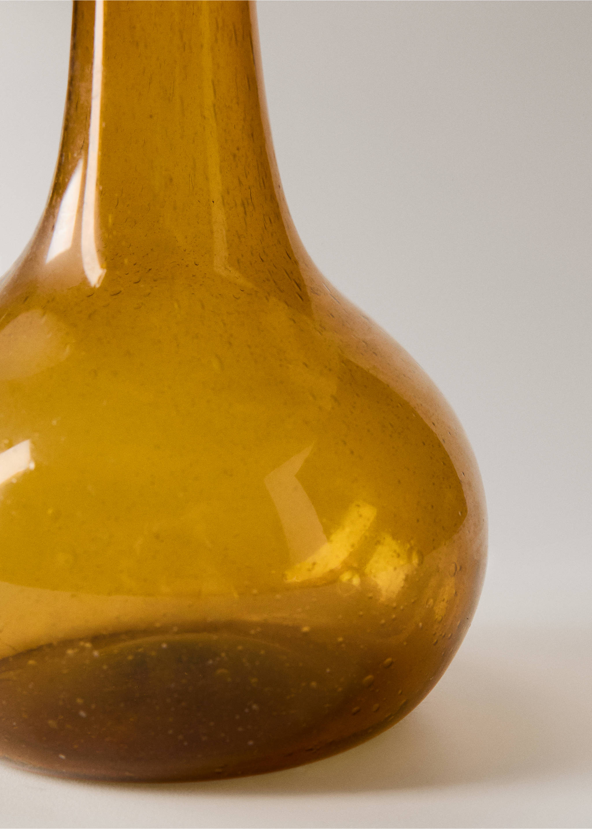 Medium bubble glass vase - Details of the article 2, Brown. Ref: 27043322-00.
