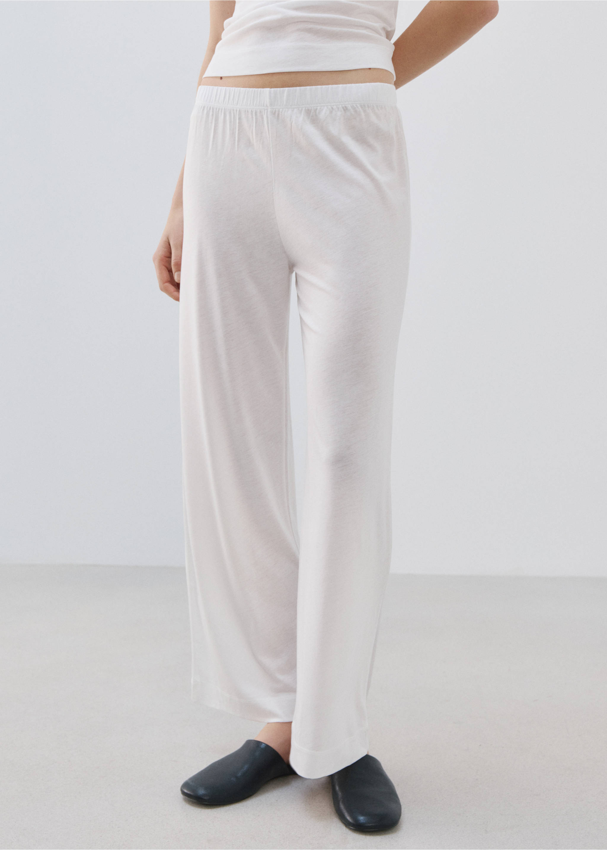 Basic long lyocell pants - Medium plane, White. Ref: 27043333-00.