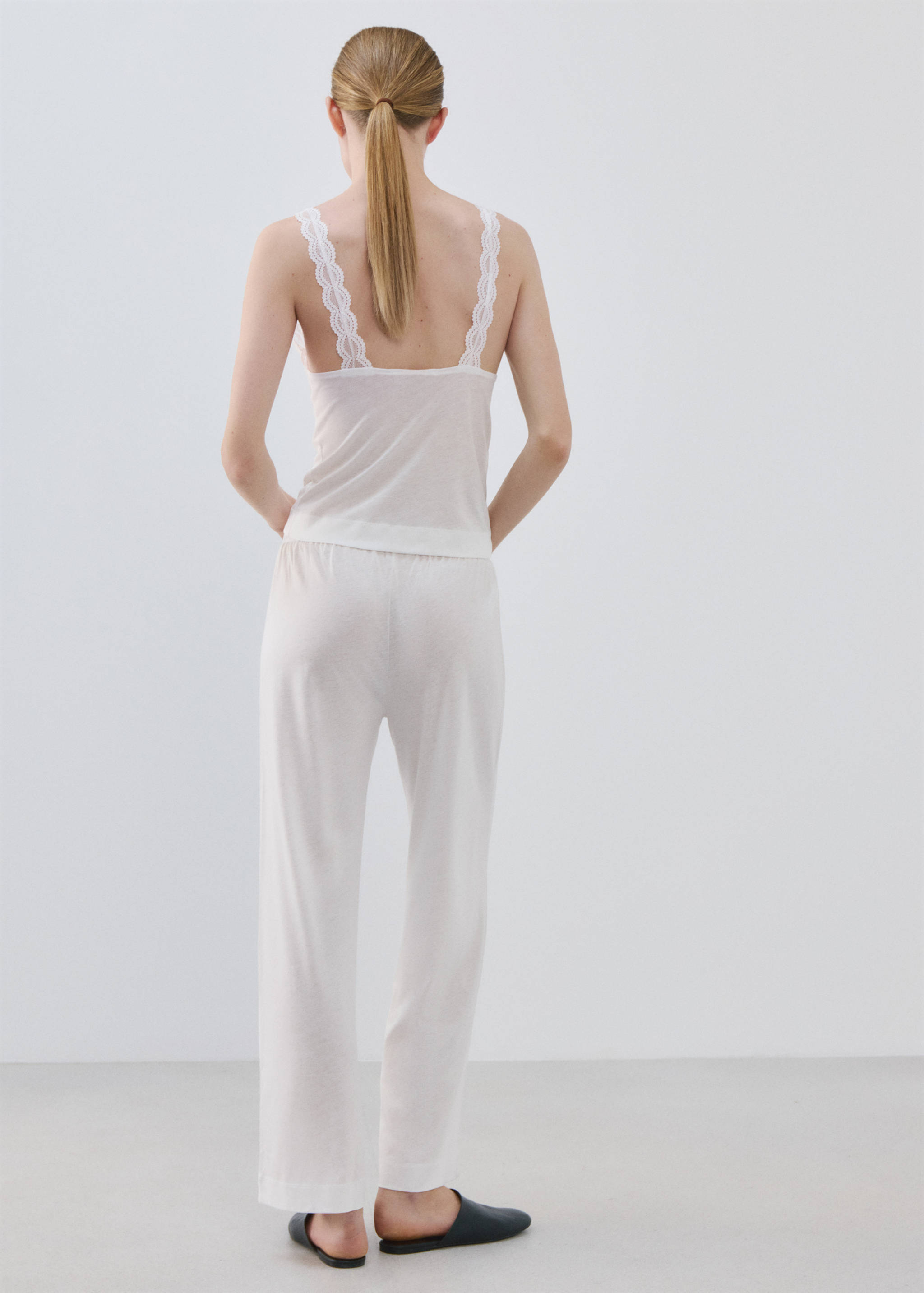 Basic long lyocell pants - Reverse of the article