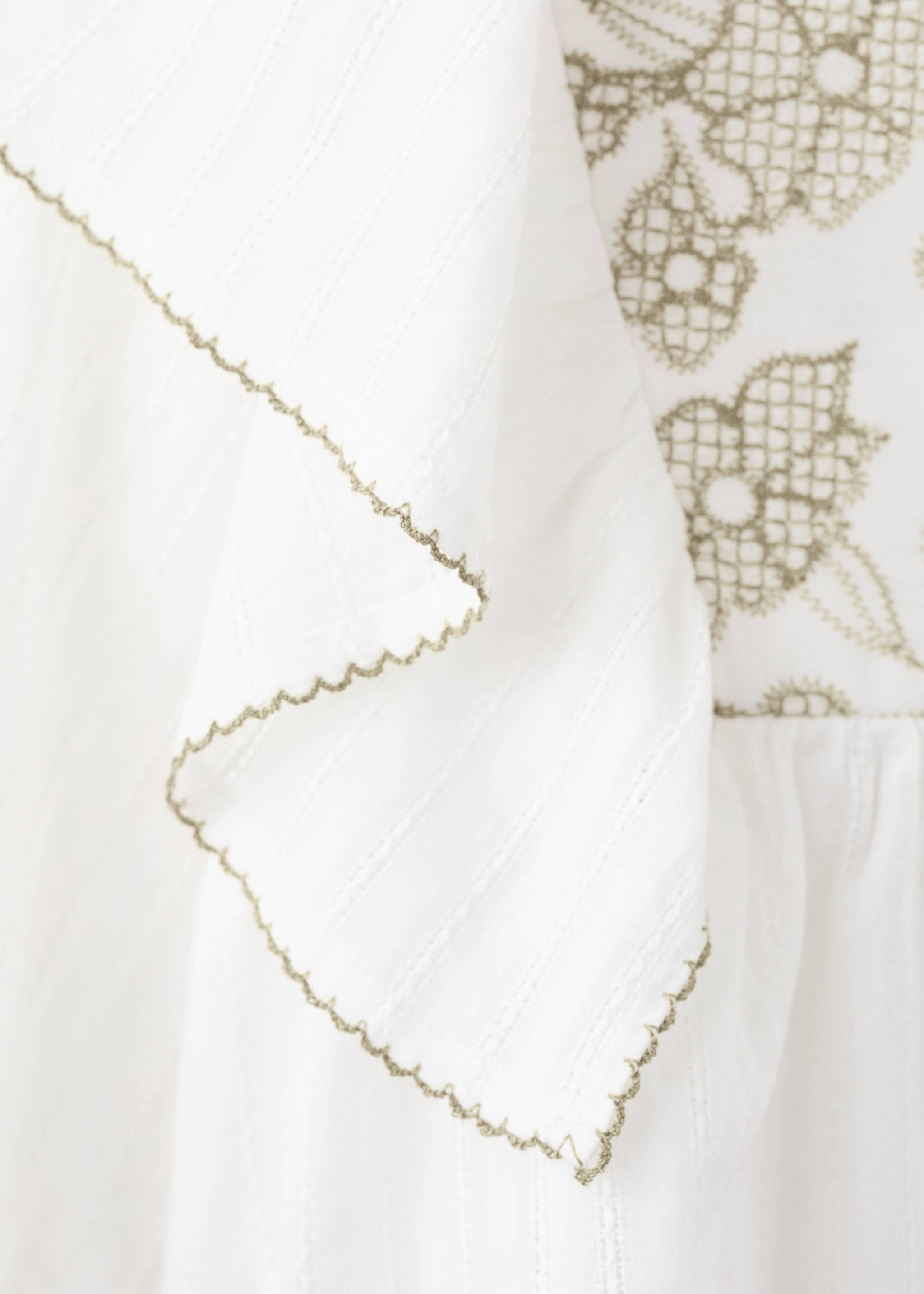 花卉刺绣棉质上衣 - null, 灰白. Ref: 27043710-00.