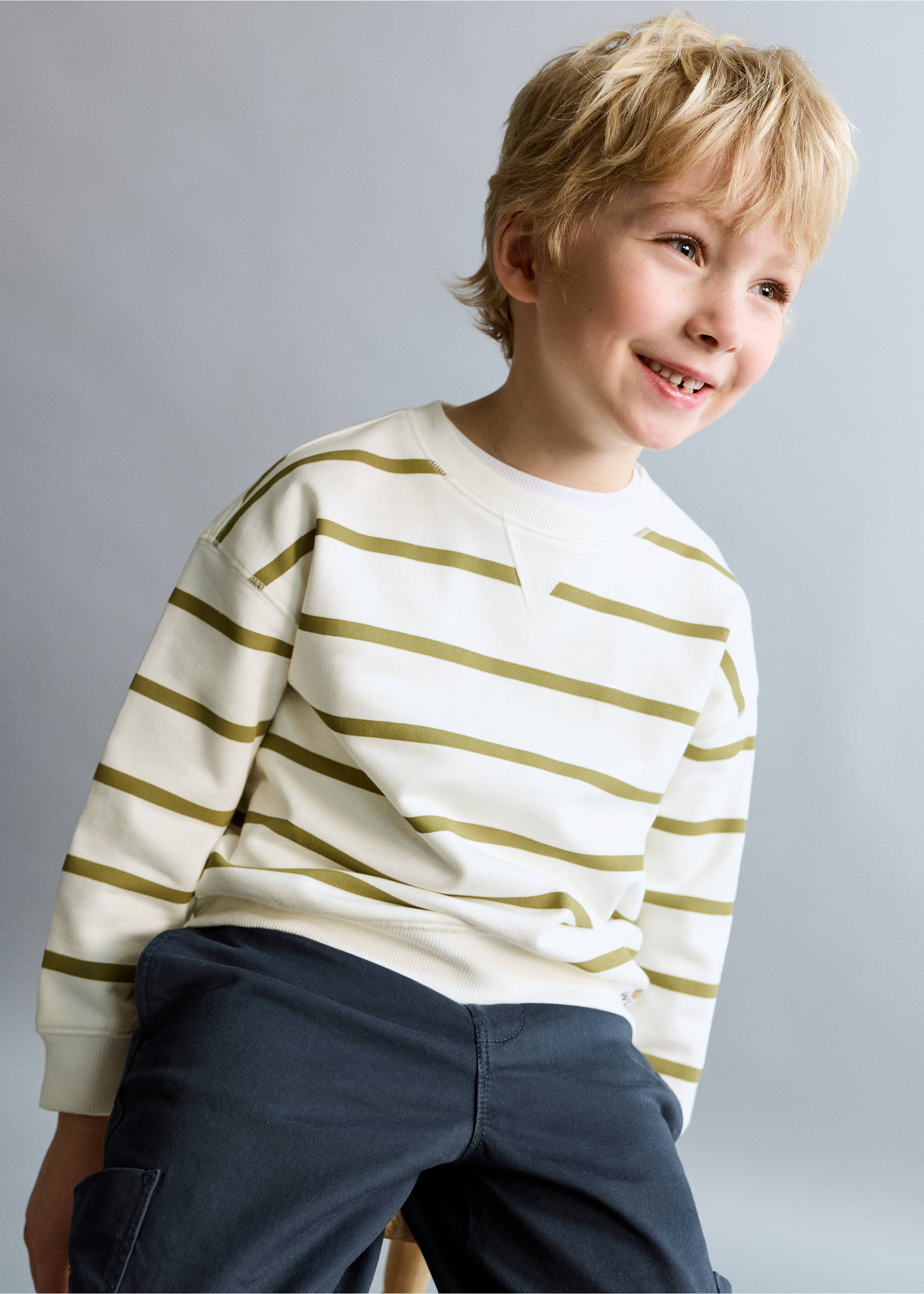 Sweatshirt de algodão às riscas - Plano geral, Caqui. Ref: 27043711-00.