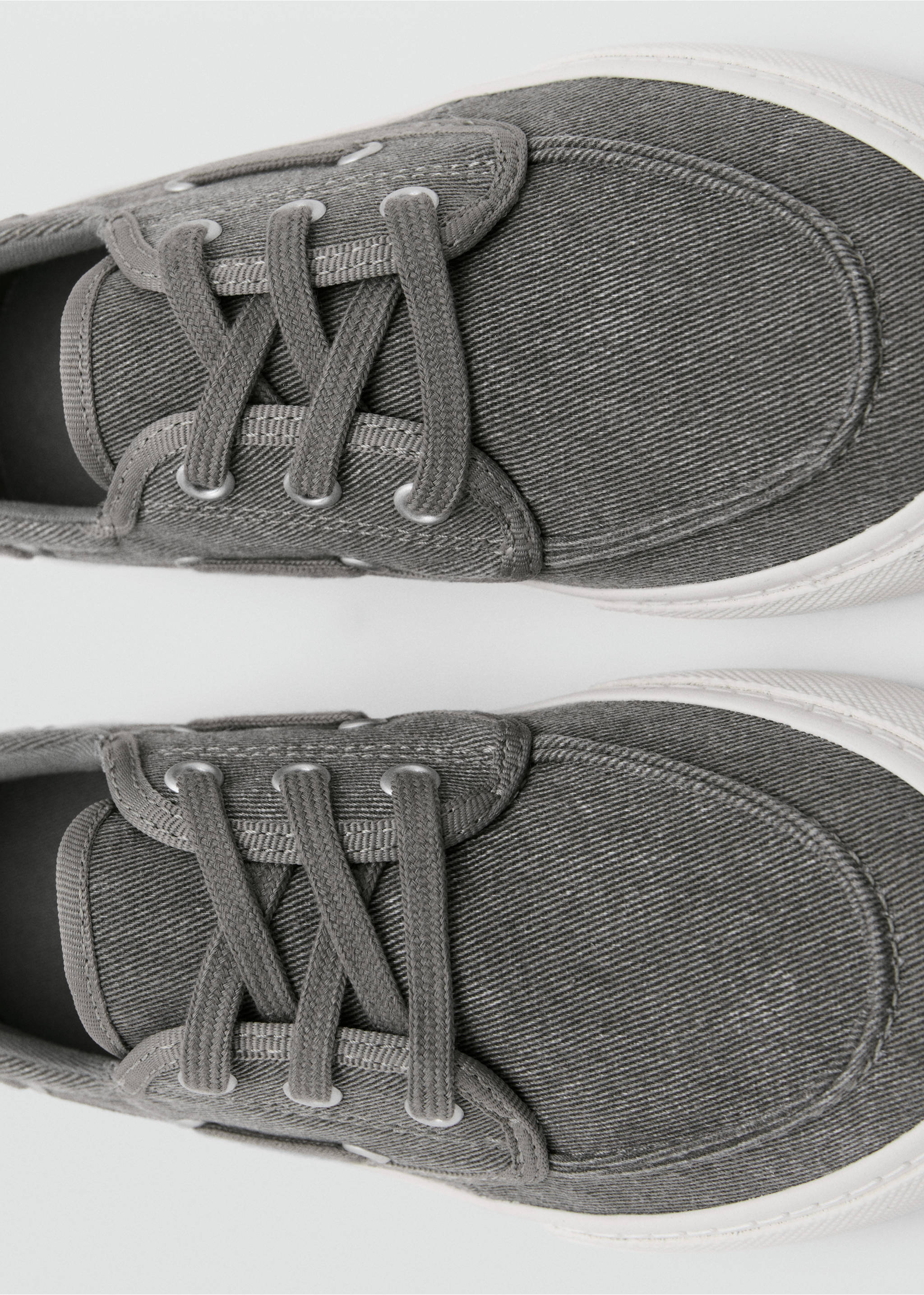 Zapato náutico cordones - Detalle del artículo 1, Gris. Ref: 27043715-00.