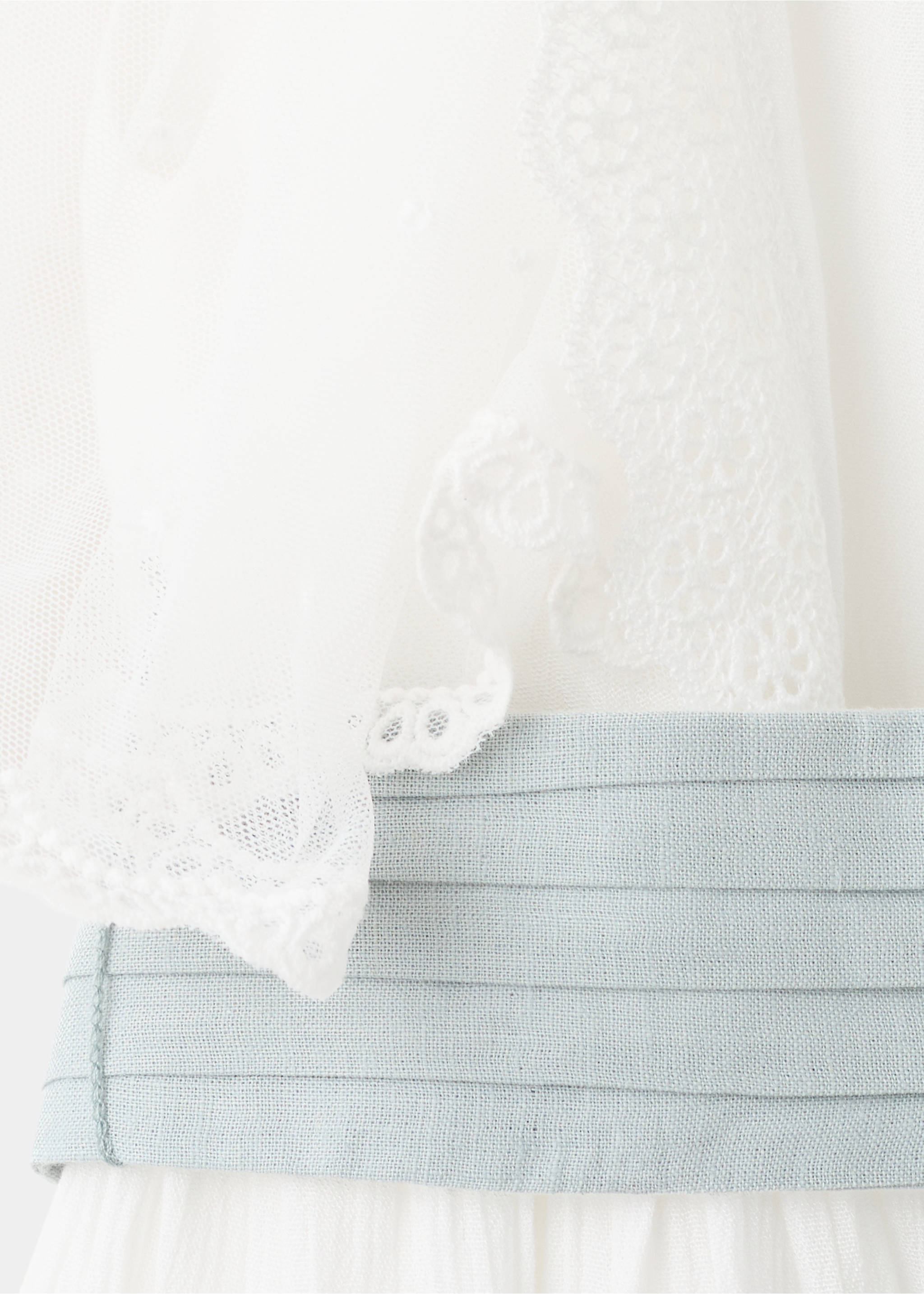 Vestido detalles bordados - Detalle del artículo 8, Blanco. Ref: 27043725-00.