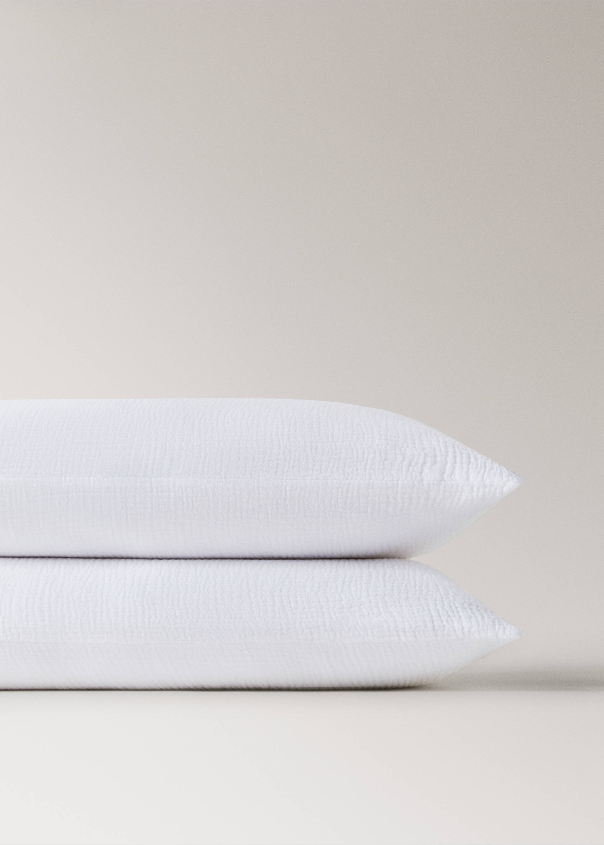 Two cotton pillowcases 50x75 cm - Details of the article 1, Off White. Ref: 27043734-00.