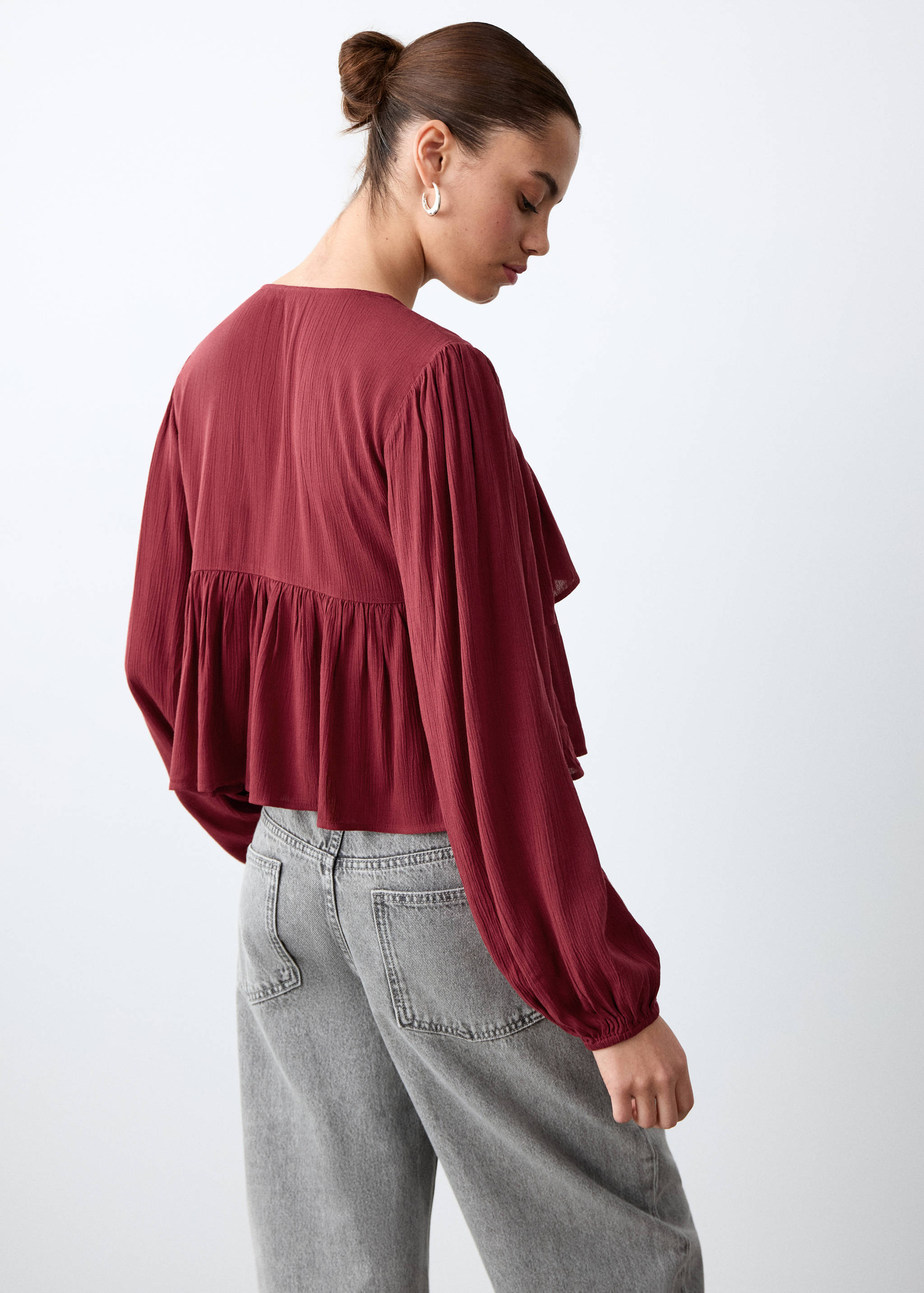 Блузка с воланами - Обратная сторона изделия