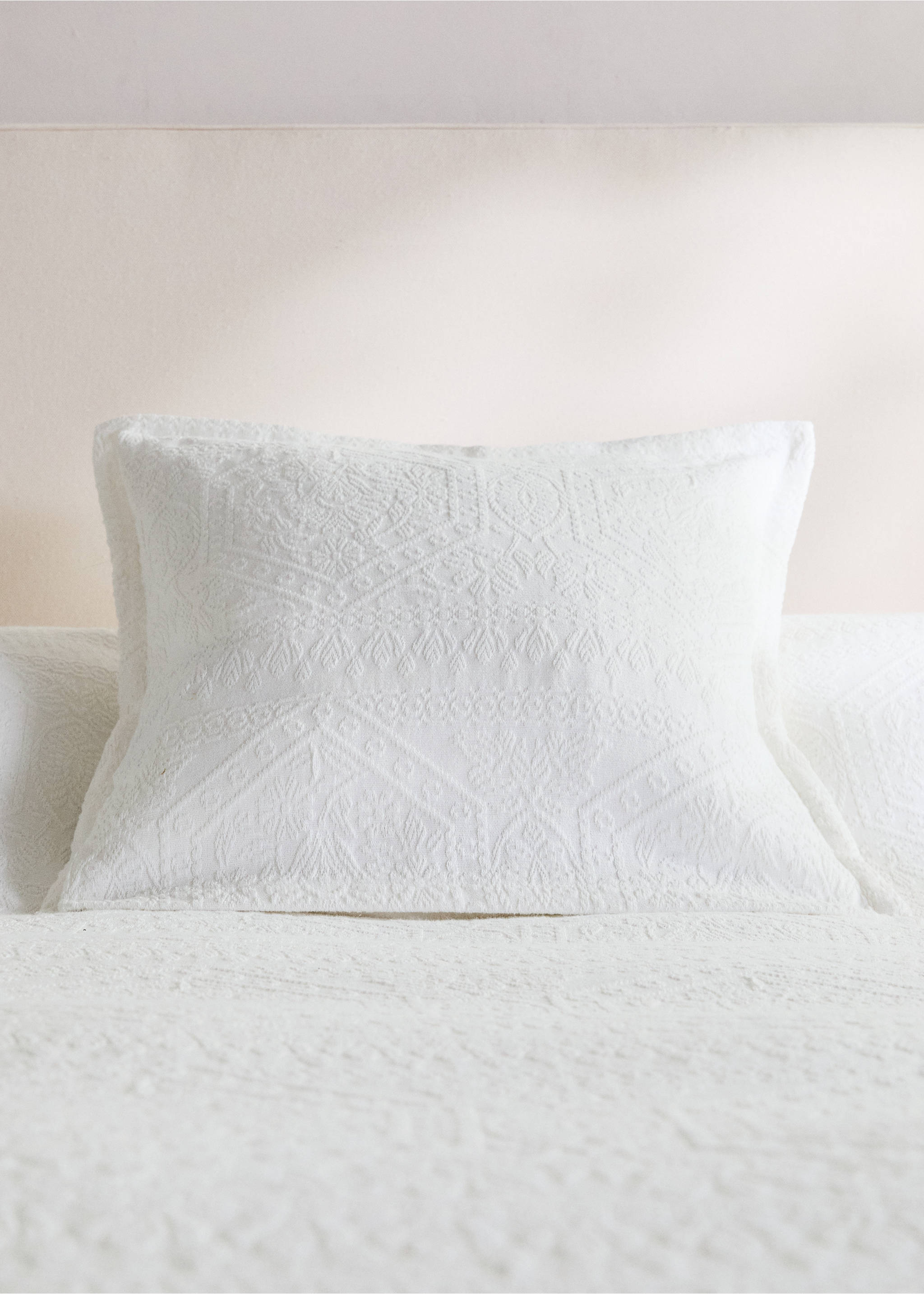 Pre-shrunk jacquard cushion cover 300 g, 50x50 cm - General plane, Ecru. Ref: 27043742-00.