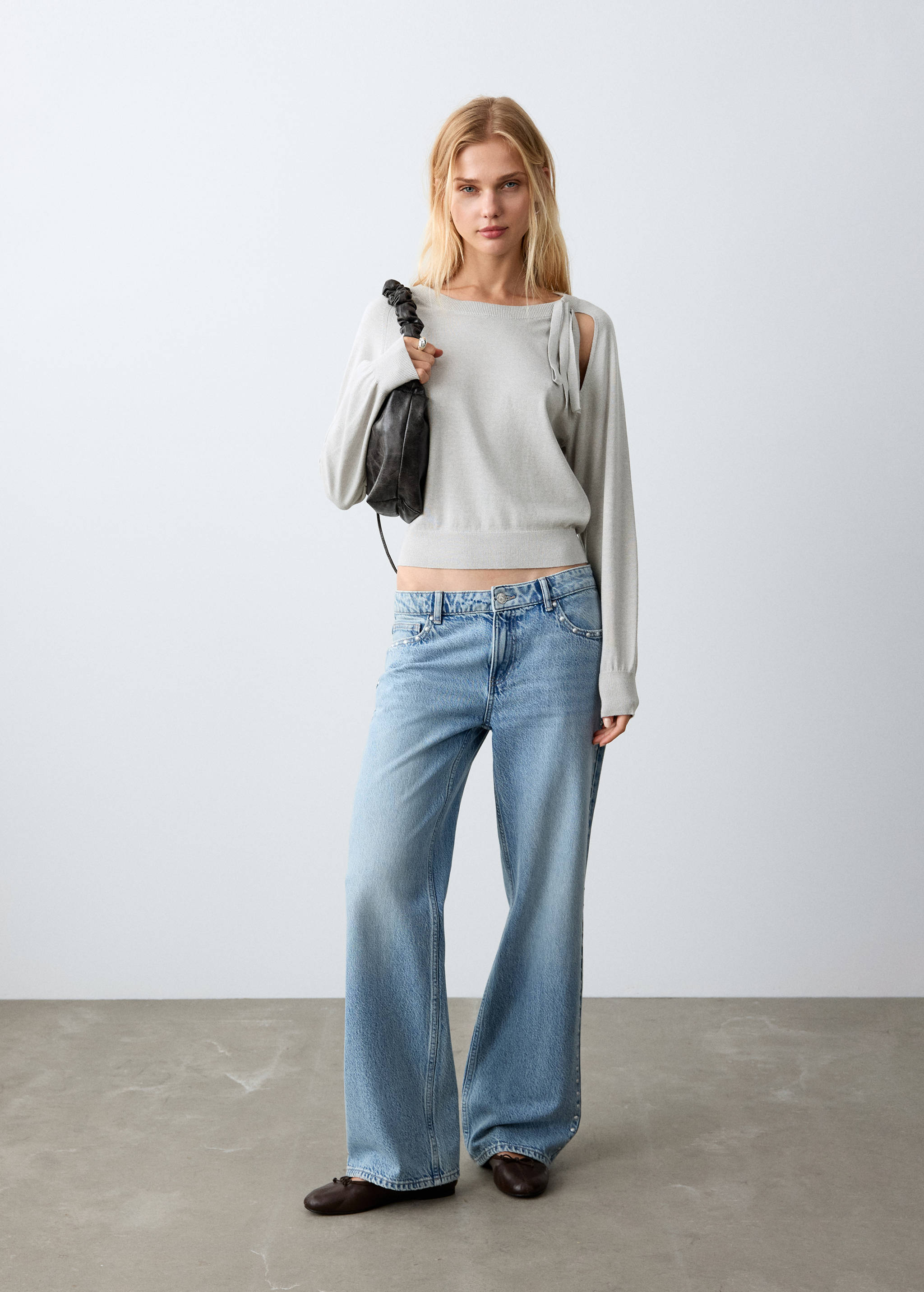 Bow knit sweater - General plane