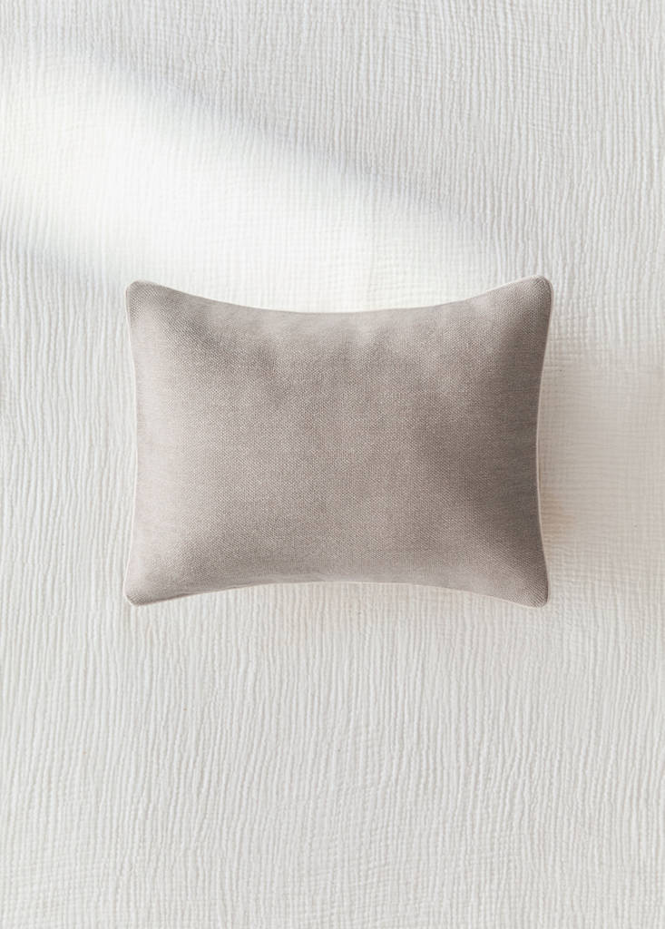 Piped cushion cover 30x40 cm — Sand