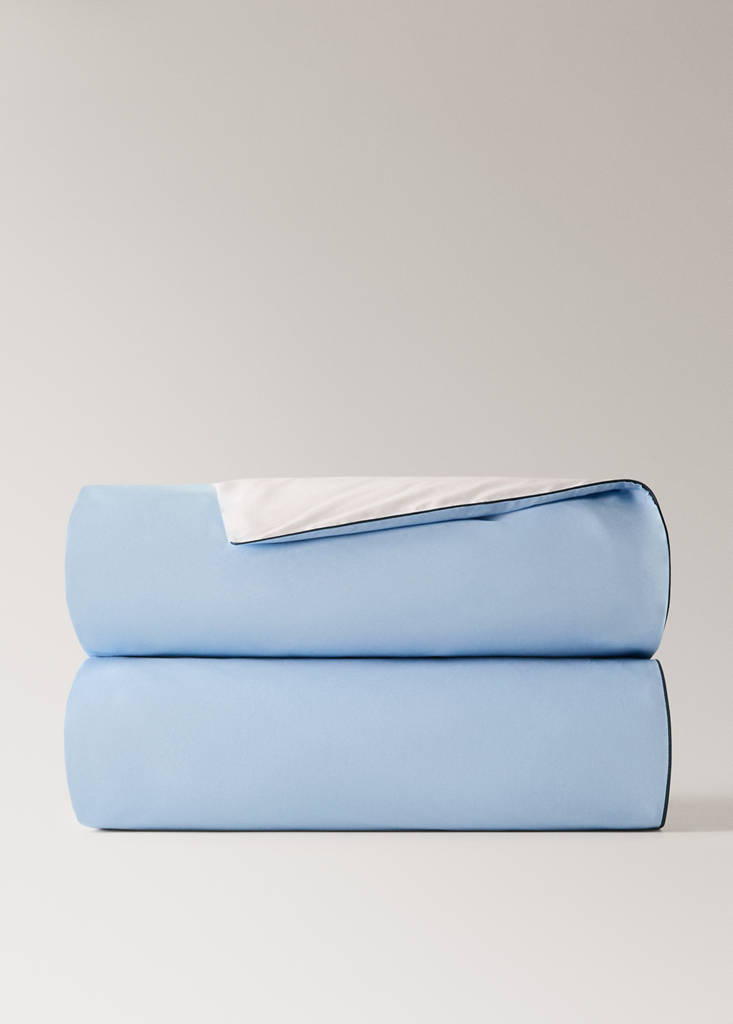 Reversible percale cotton duvet cover with contrasting piping for cot — Sky Blue
