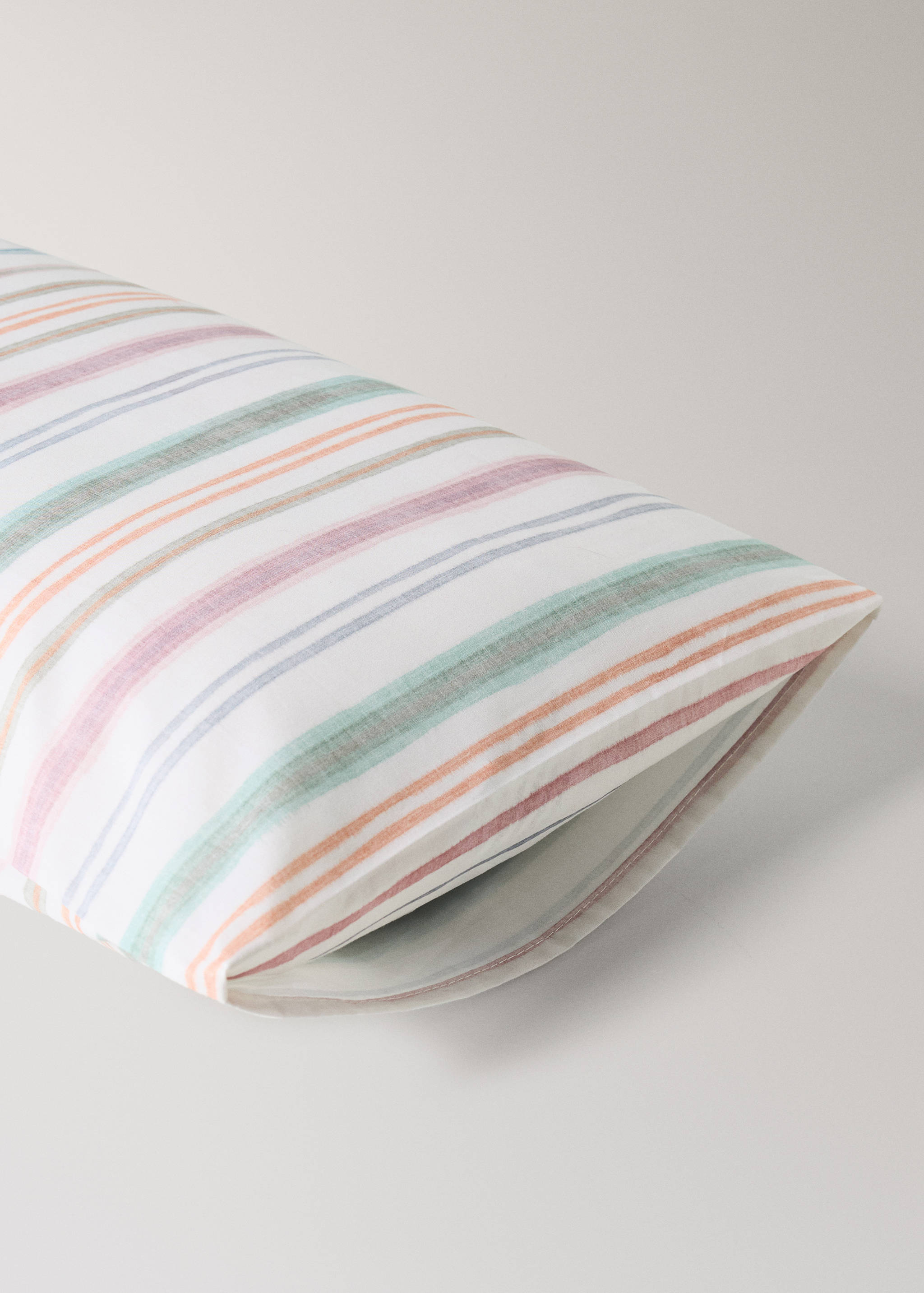 Cot bed pillowcase in multistripe cotton percale 30x50 cm - Details of the article 1