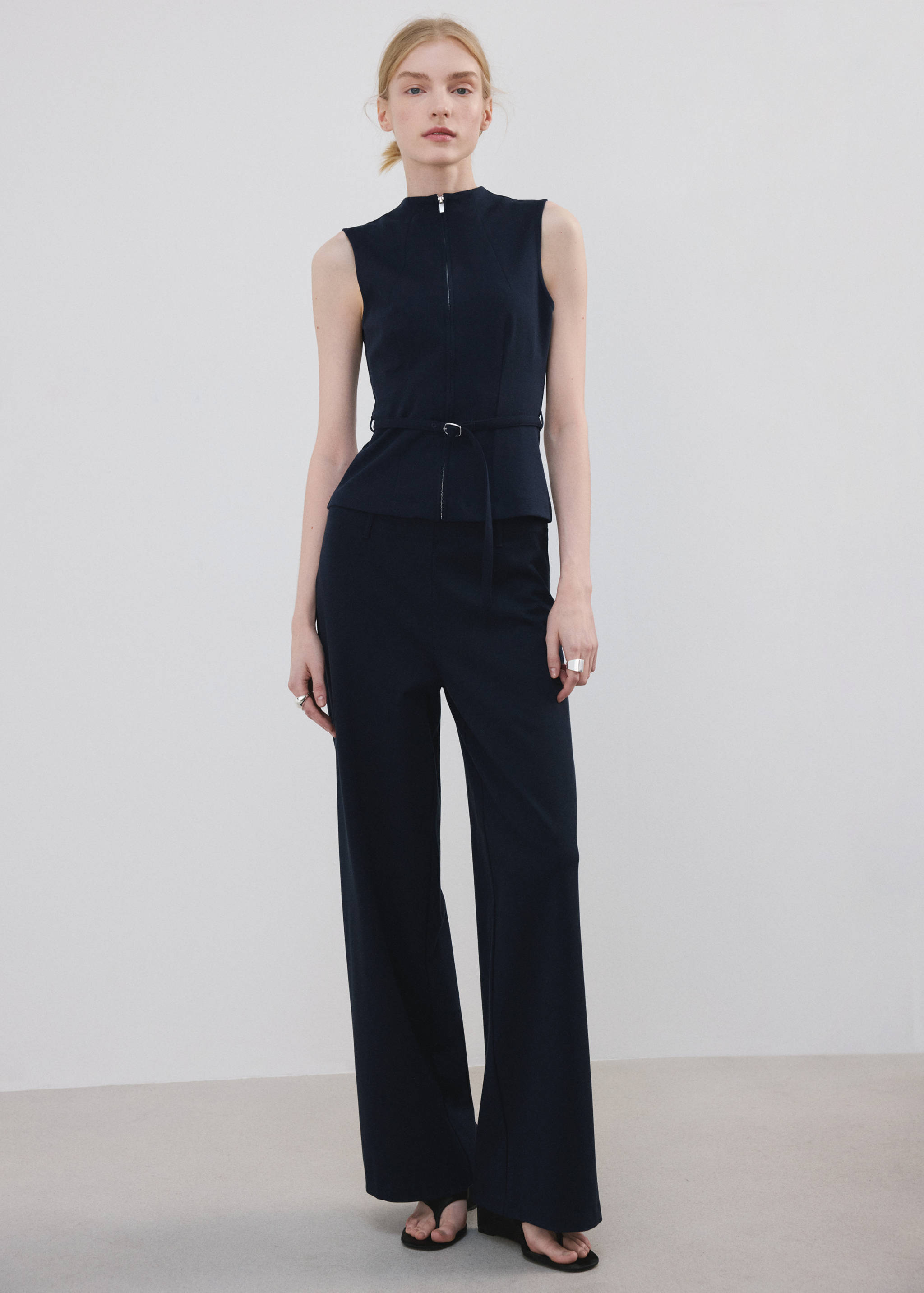 Gilet cintré zippé - Plan général