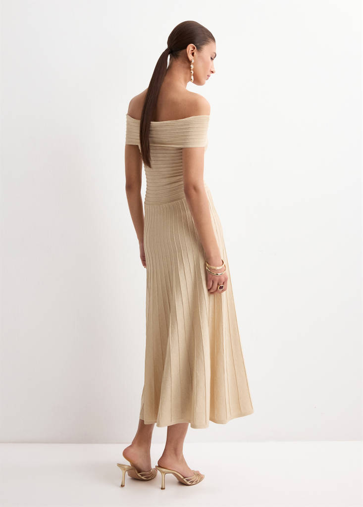 Strapless knitted dress with seams — Gold