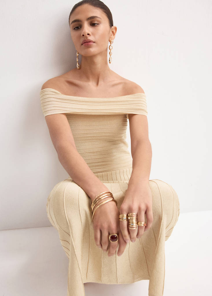 Strapless knitted dress with seams — Gold