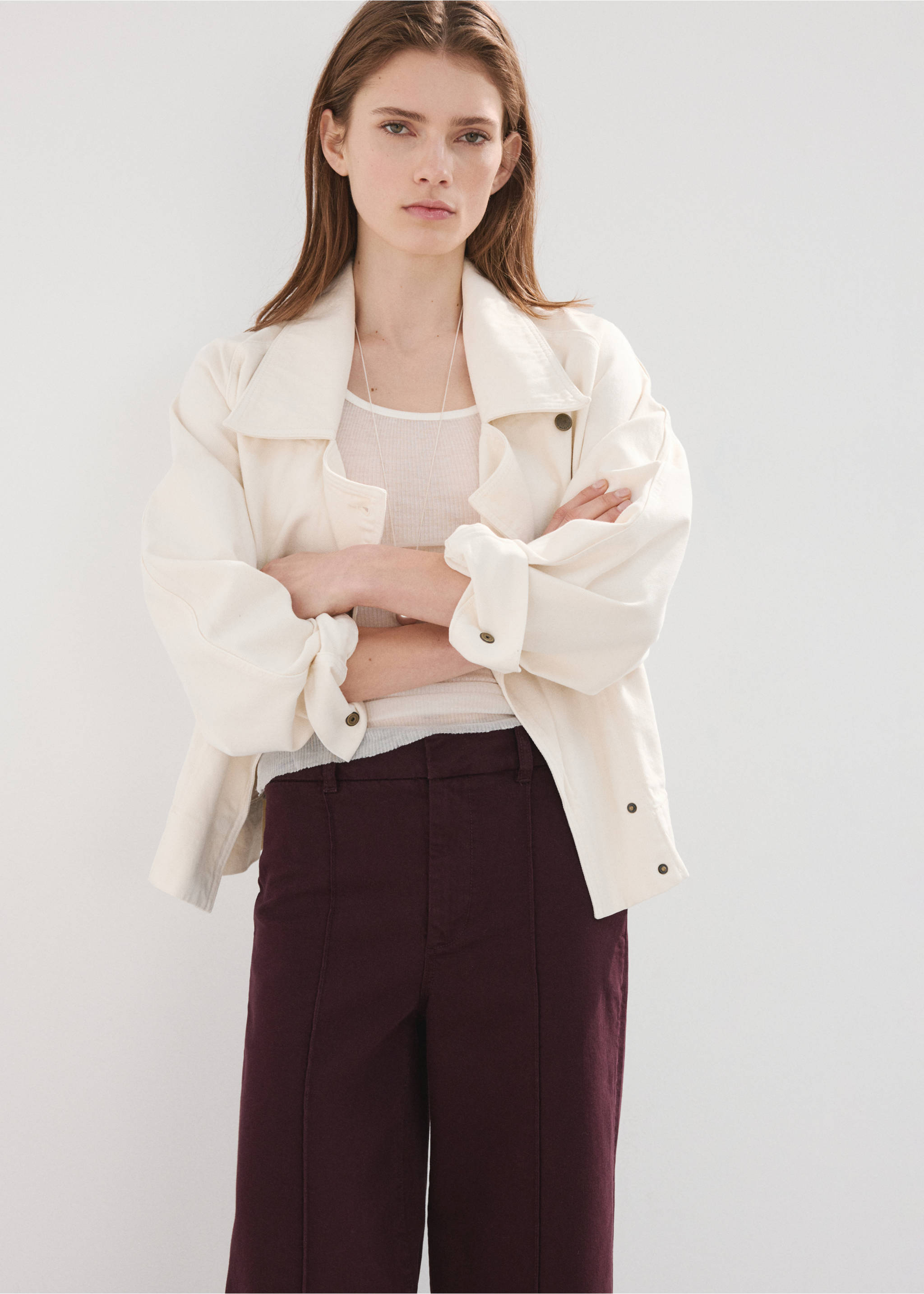 High-waisted wide leg jeans with stitching - Details of the article 1, Wine. Ref: 27044095-00.