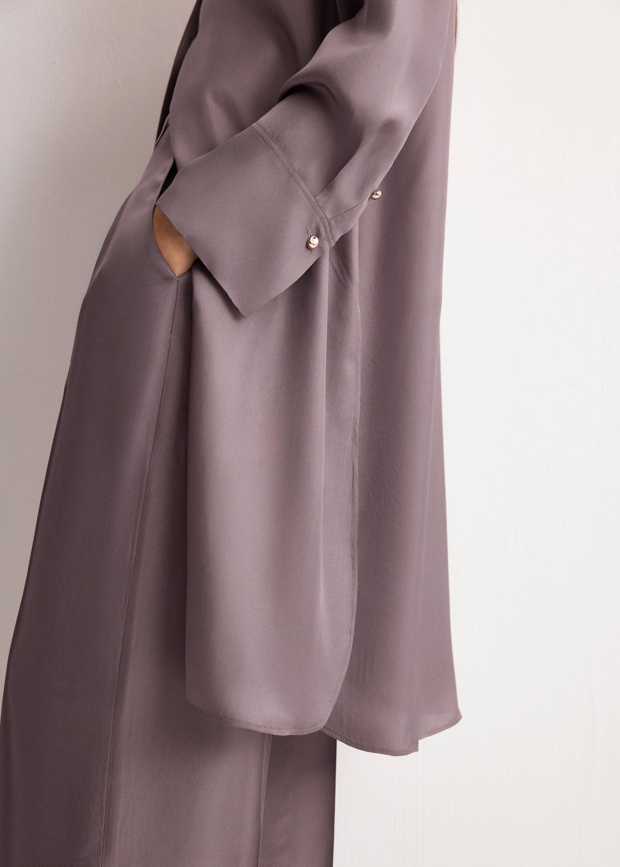 Long shirt with stand collar - Details of the article 6