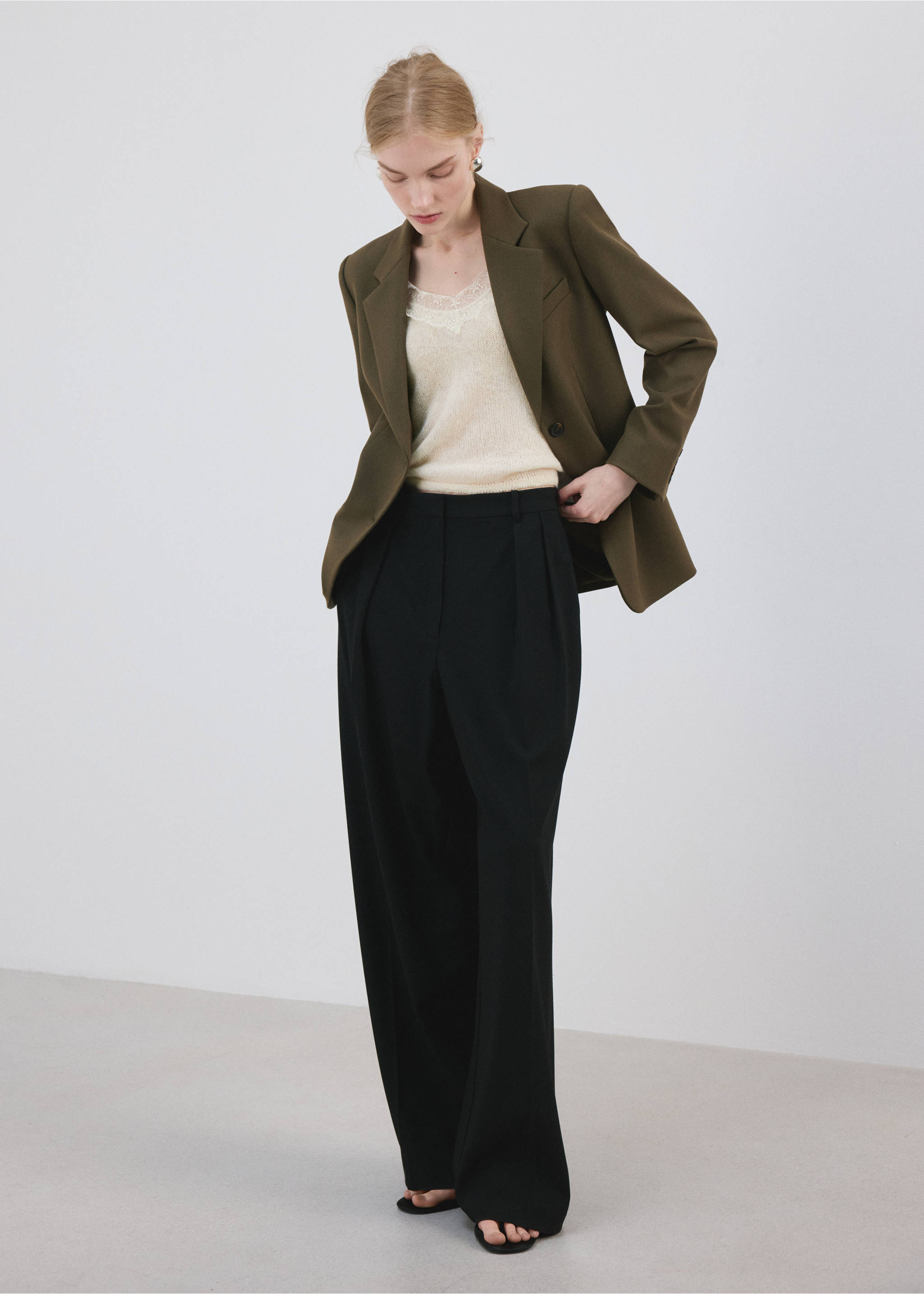 蕾丝领口上衣 - null, 米色. Ref: 27044097-01.