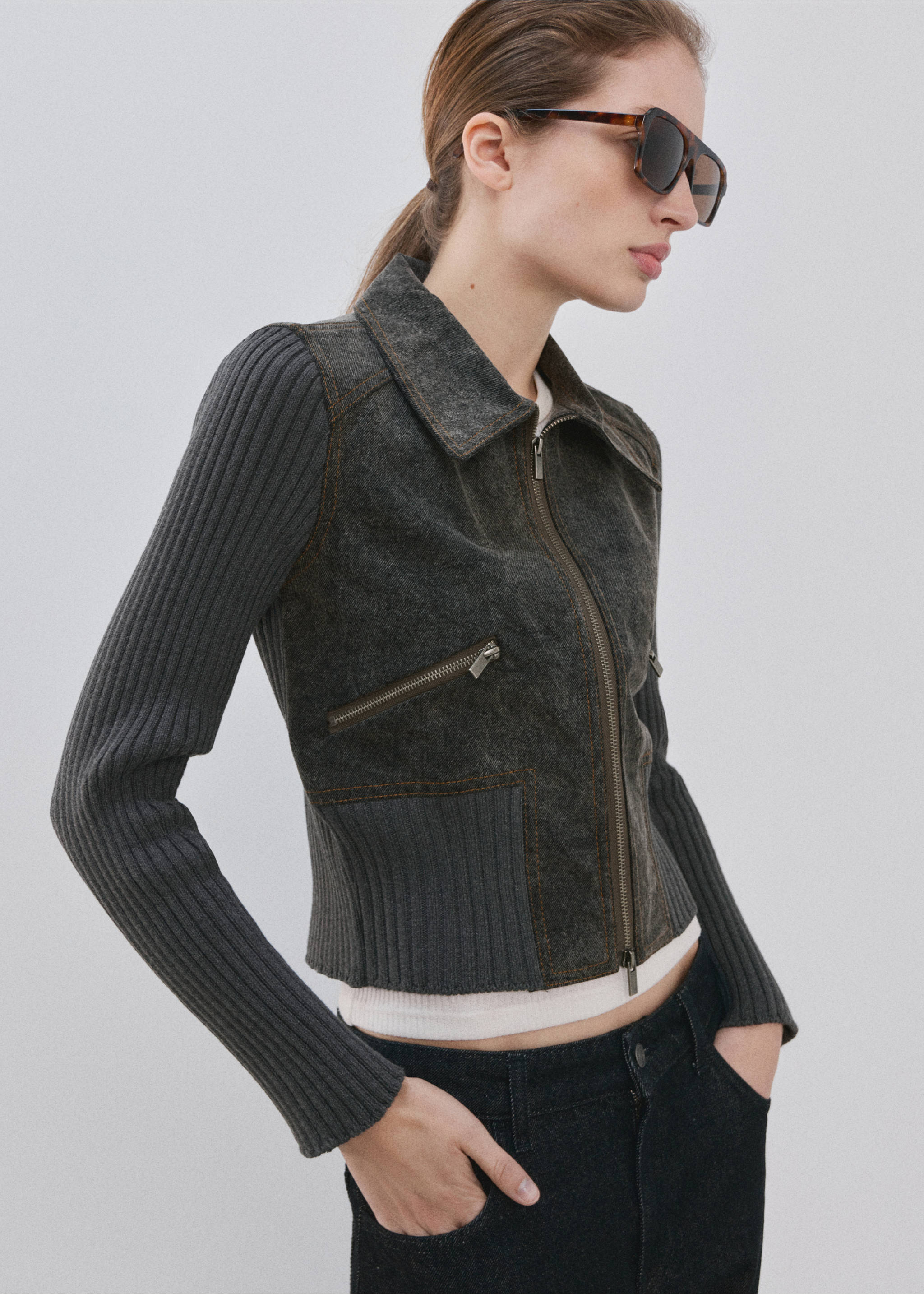 Knitted jacket with combined fabrics - Medium plane, Charcoal. Ref: 27044098-00.