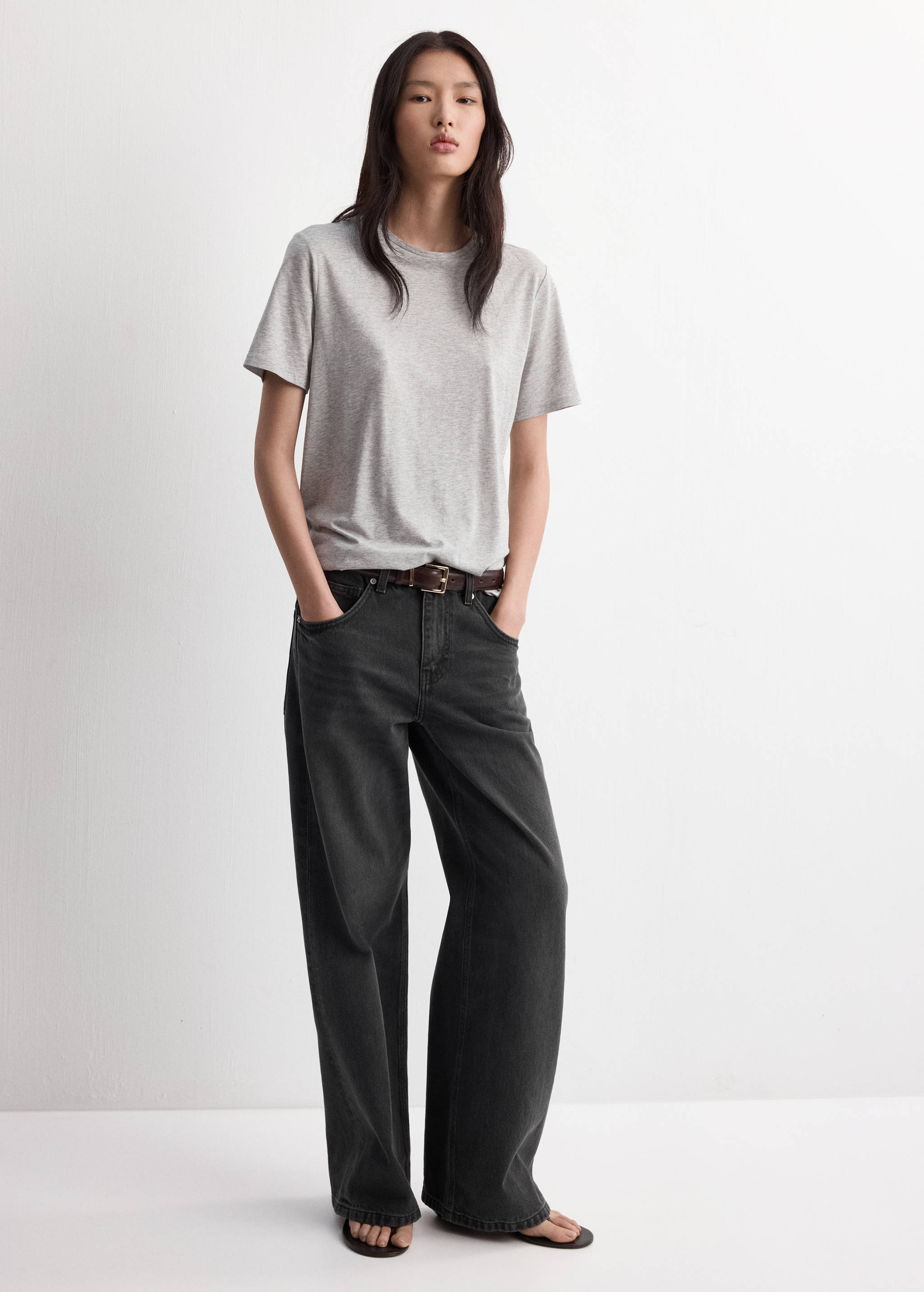 Mid-rise straight jeans - General plane