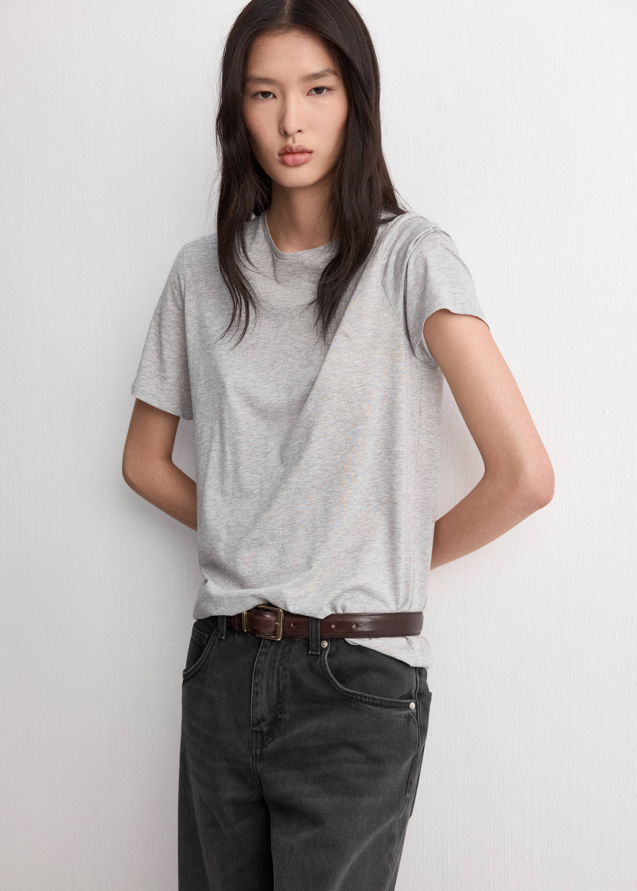 Mid-rise straight jeans - Details of the article 1