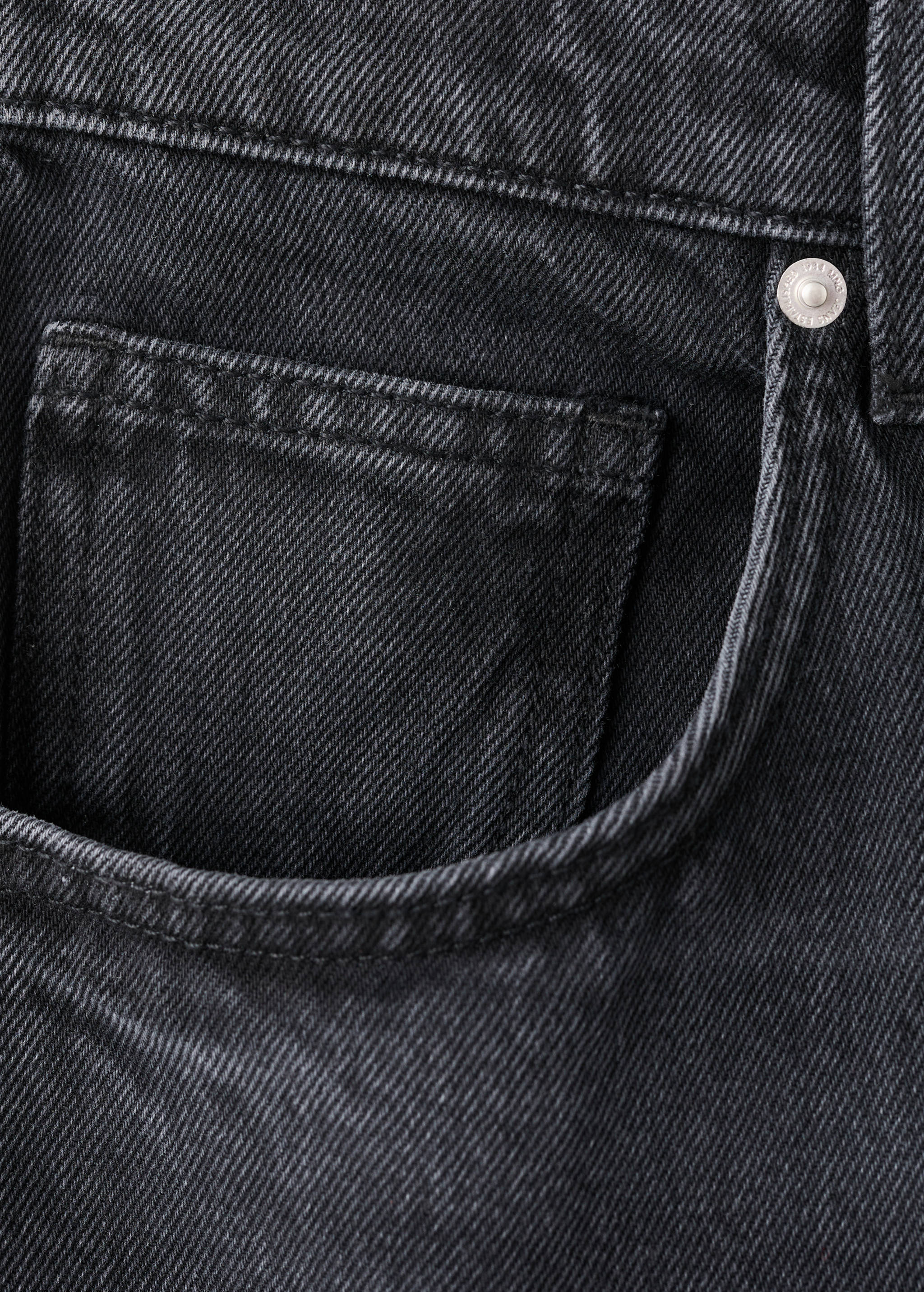 Mid-rise straight jeans - Details of the article 0
