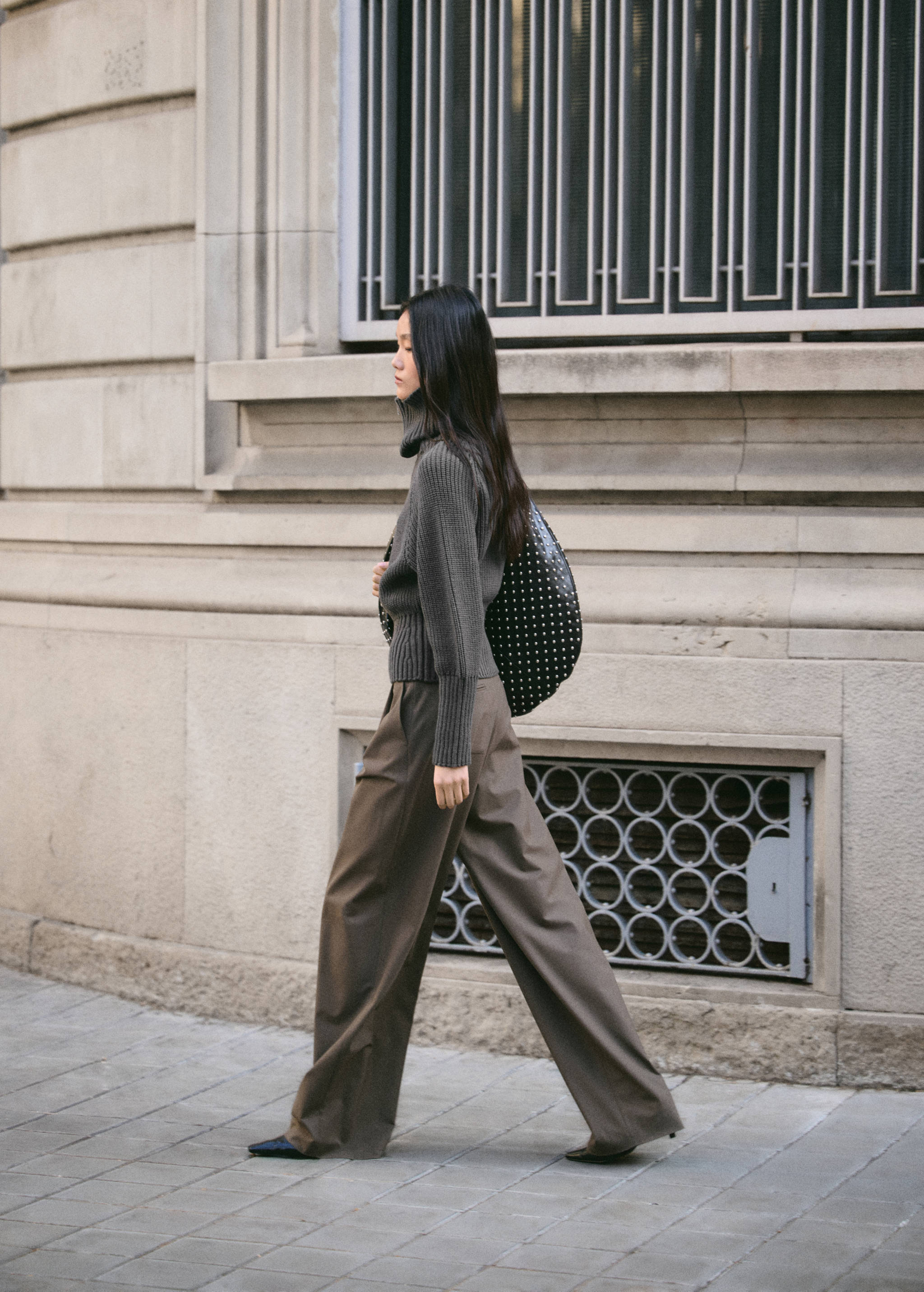 Funnel neck knit cardigan - Details of the article 1