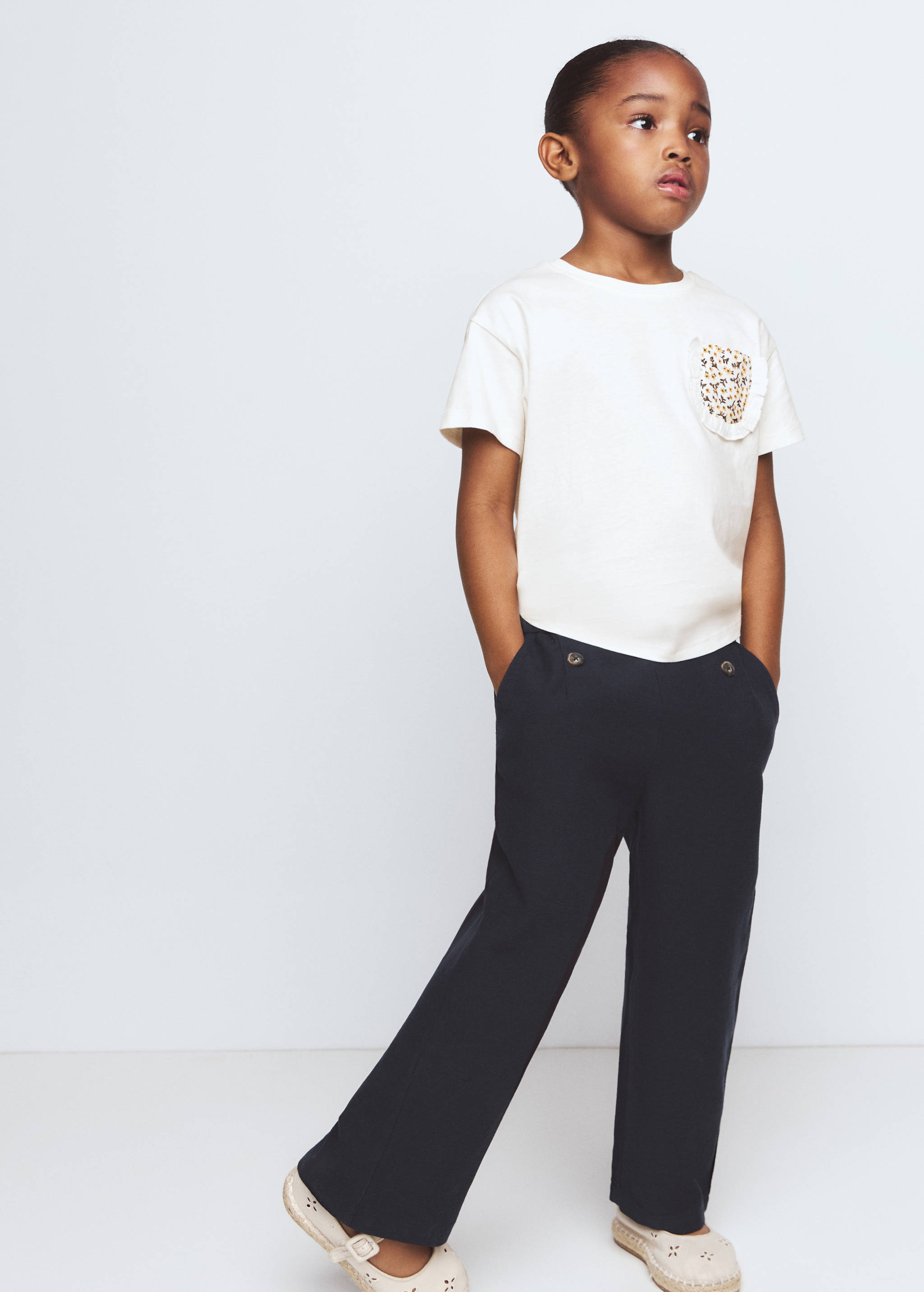 Cotton T-shirt with embroidered pocket - General plane