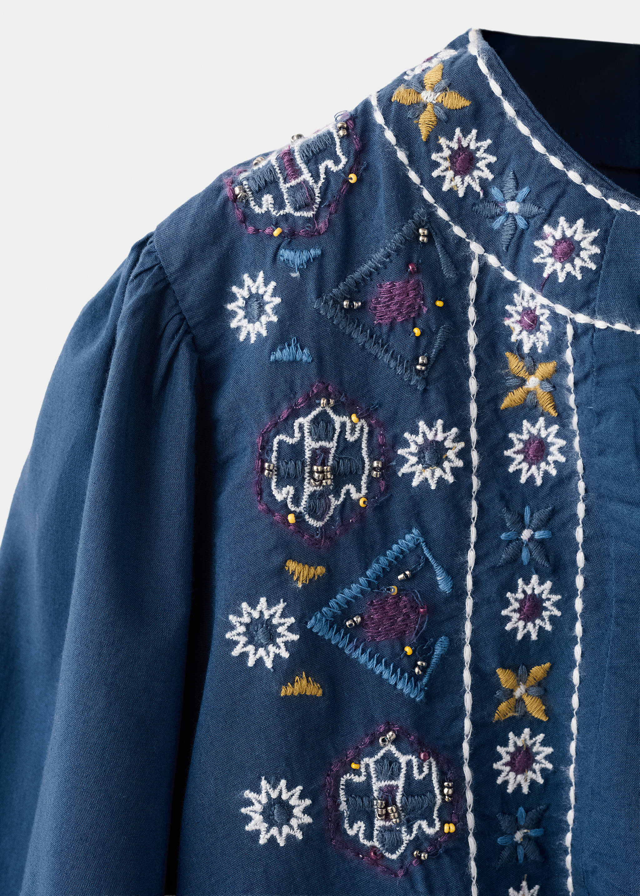 Bead detail blouse - Details of the article 8