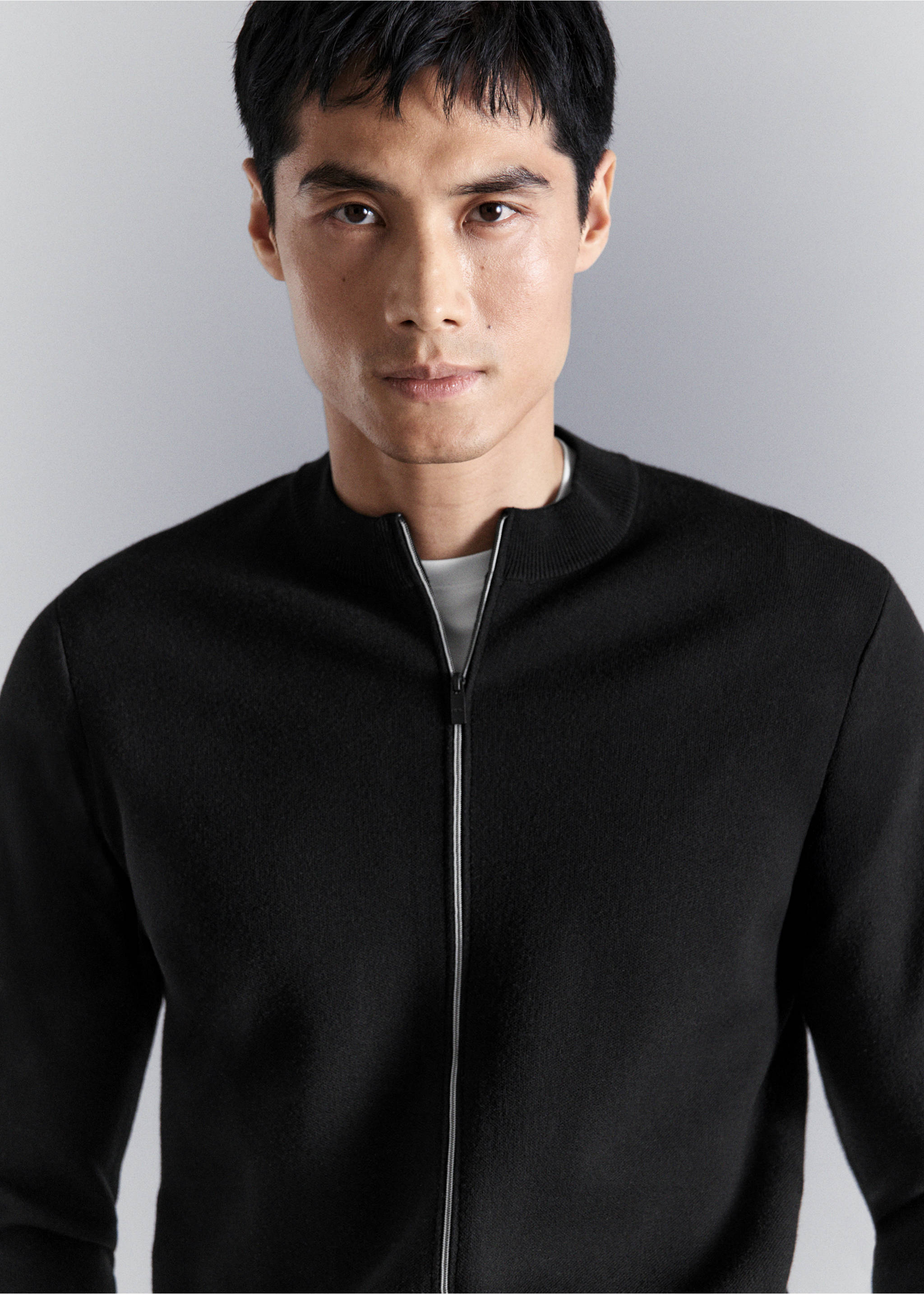 Cárdigan punto comfort stretch - Detalle del artículo 1, Negro. Ref: 27044428-00.