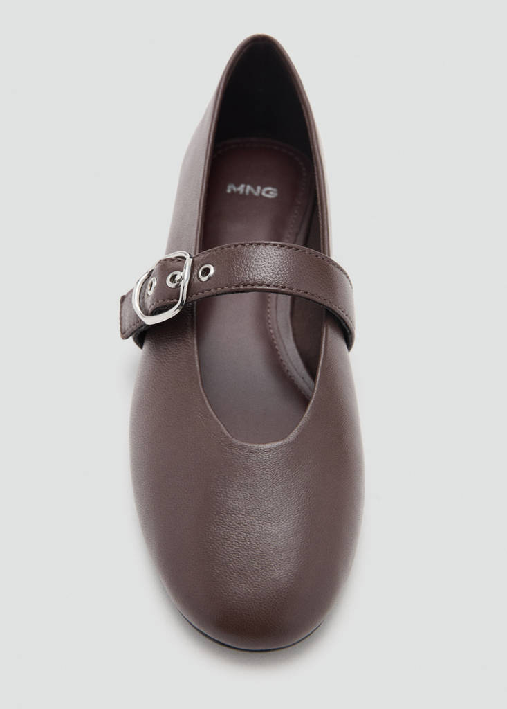 Leather ballerina with strap and buckle — Chocolate