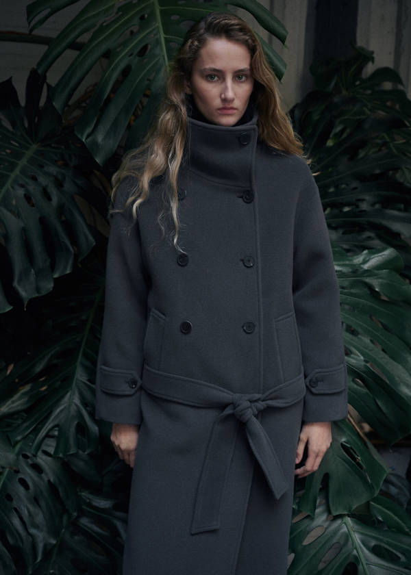 Woollen coat with belt — Grey