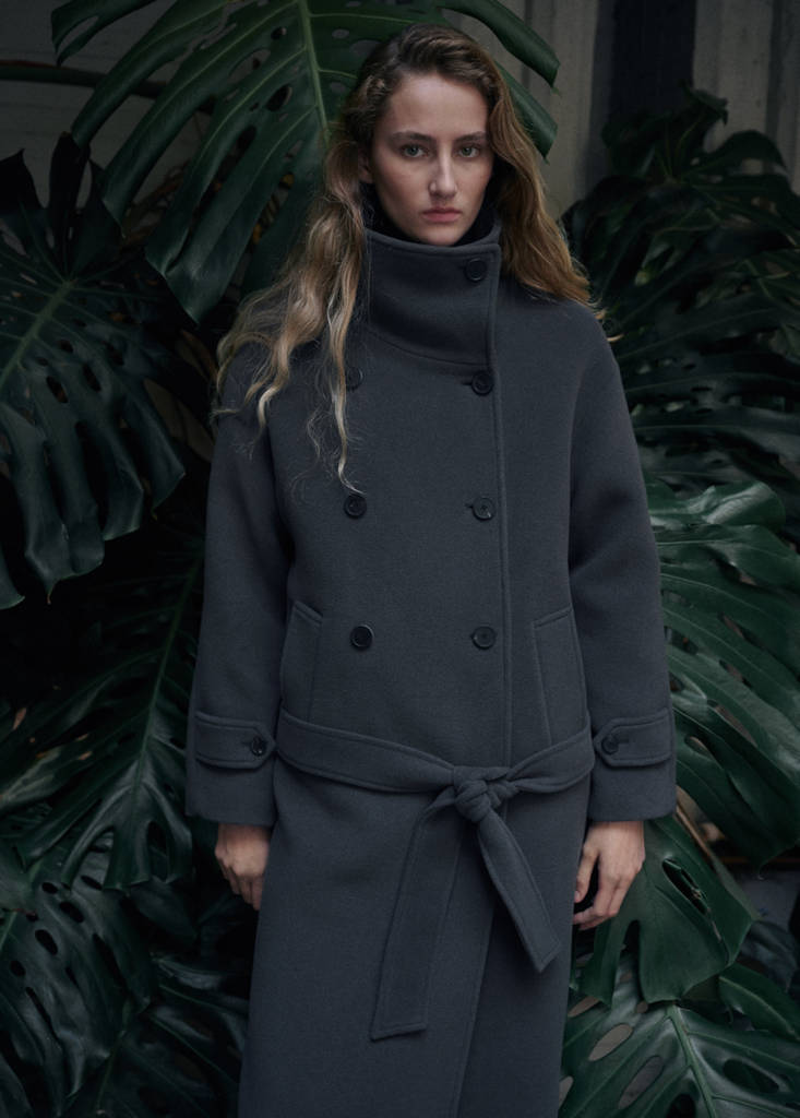 Woollen coat with belt — Grey