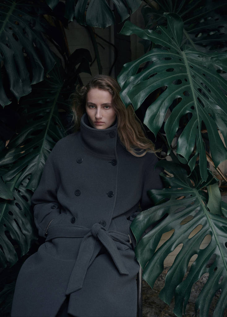 Woollen coat with belt — Grey