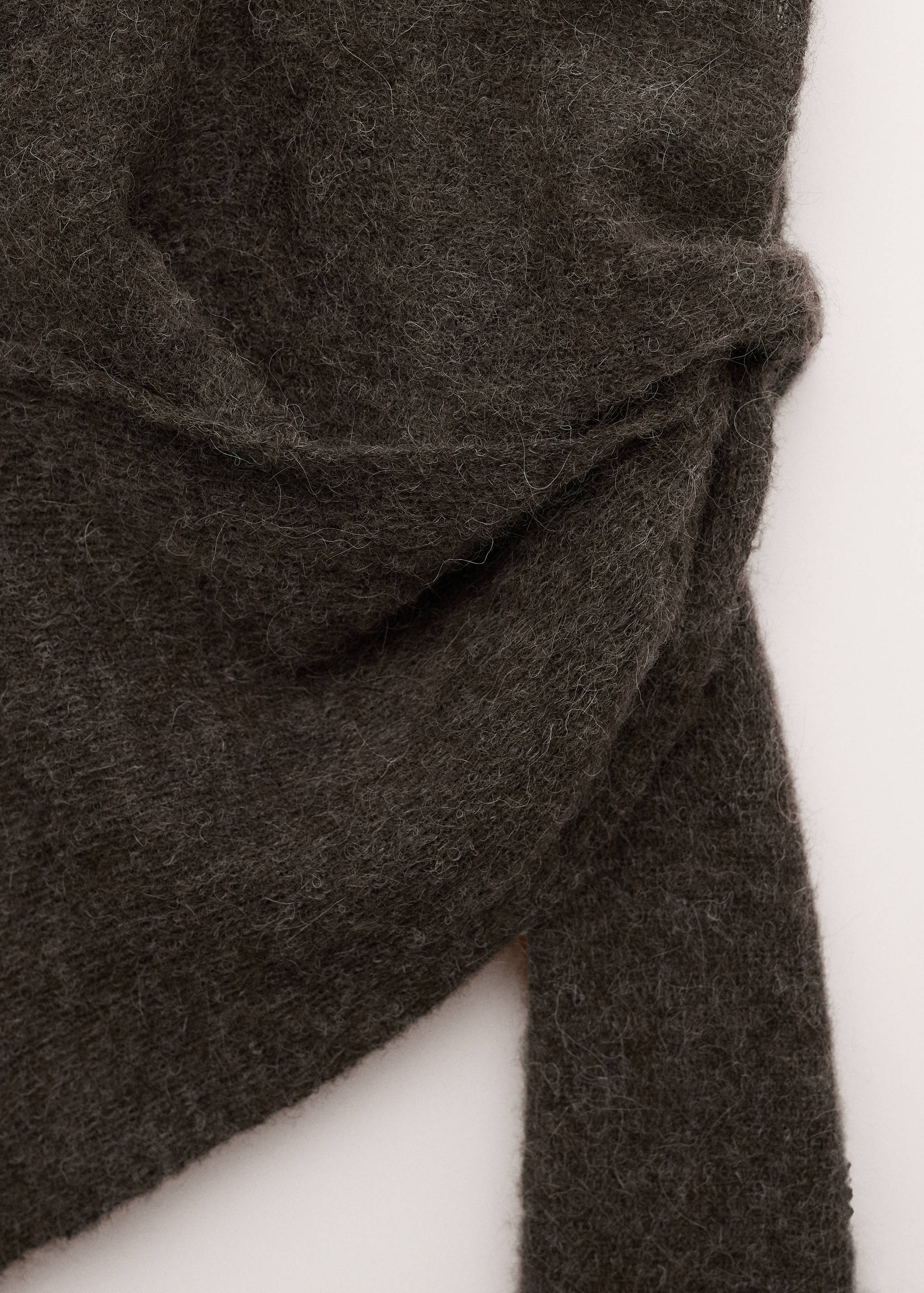 Top alpaca asimétrico semitransparente - Detalle del artículo 8