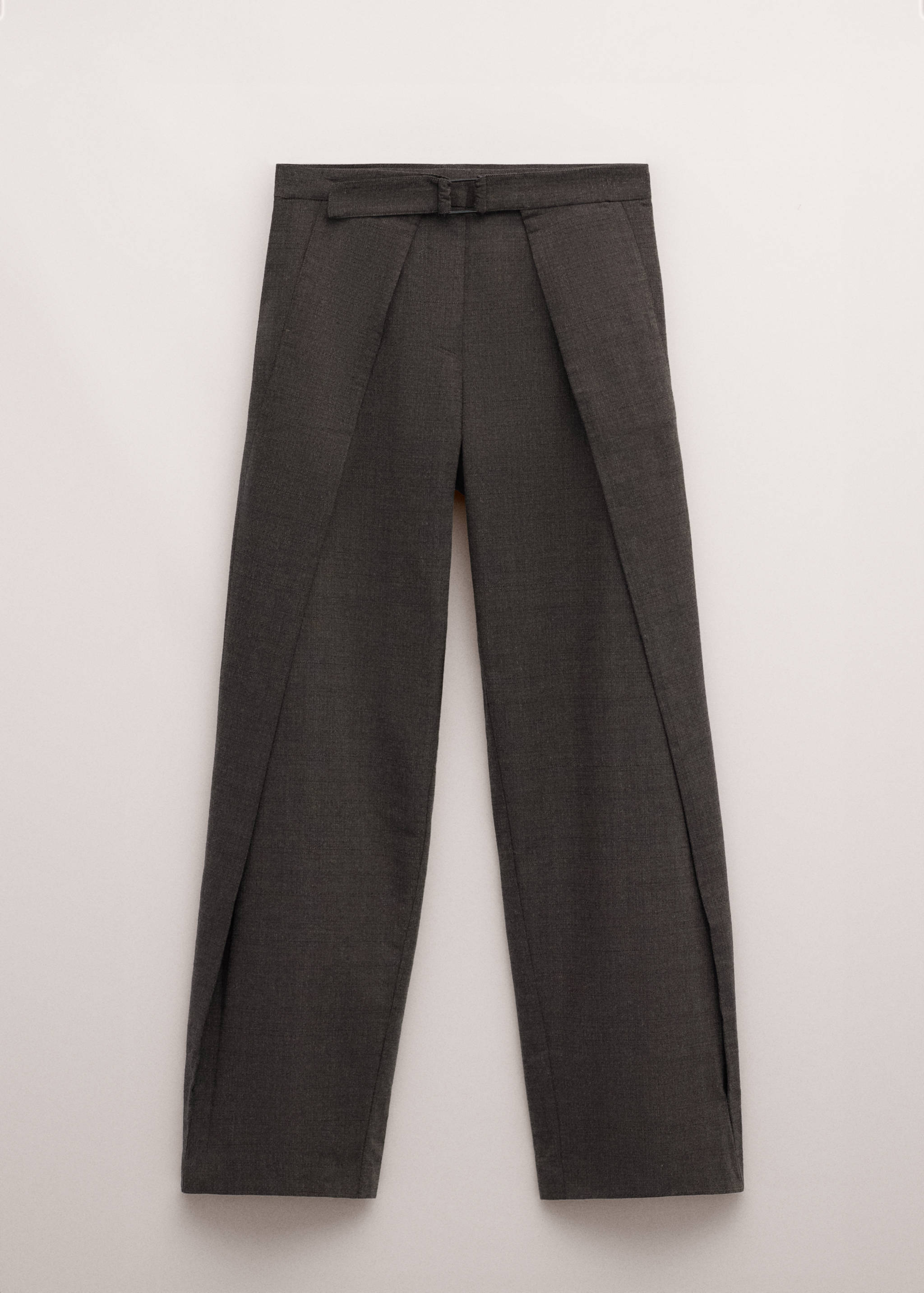 Брюки с защипами и ремнем - Изделие без модели